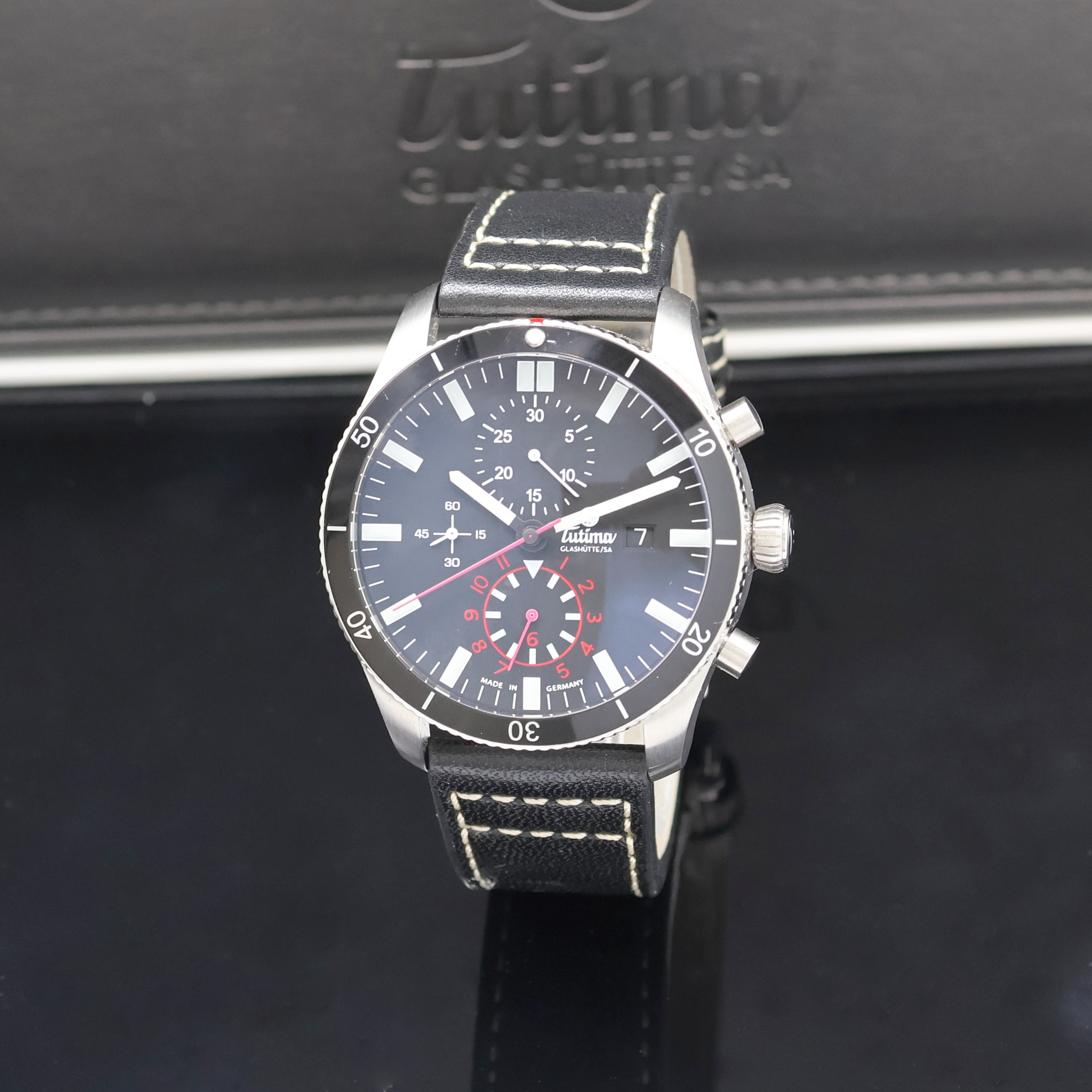 Image 27024070 - TUTIMA Grand Flieger Armbandchronometer mit Chronograph in Stahl, Deutschland um 2015, ...