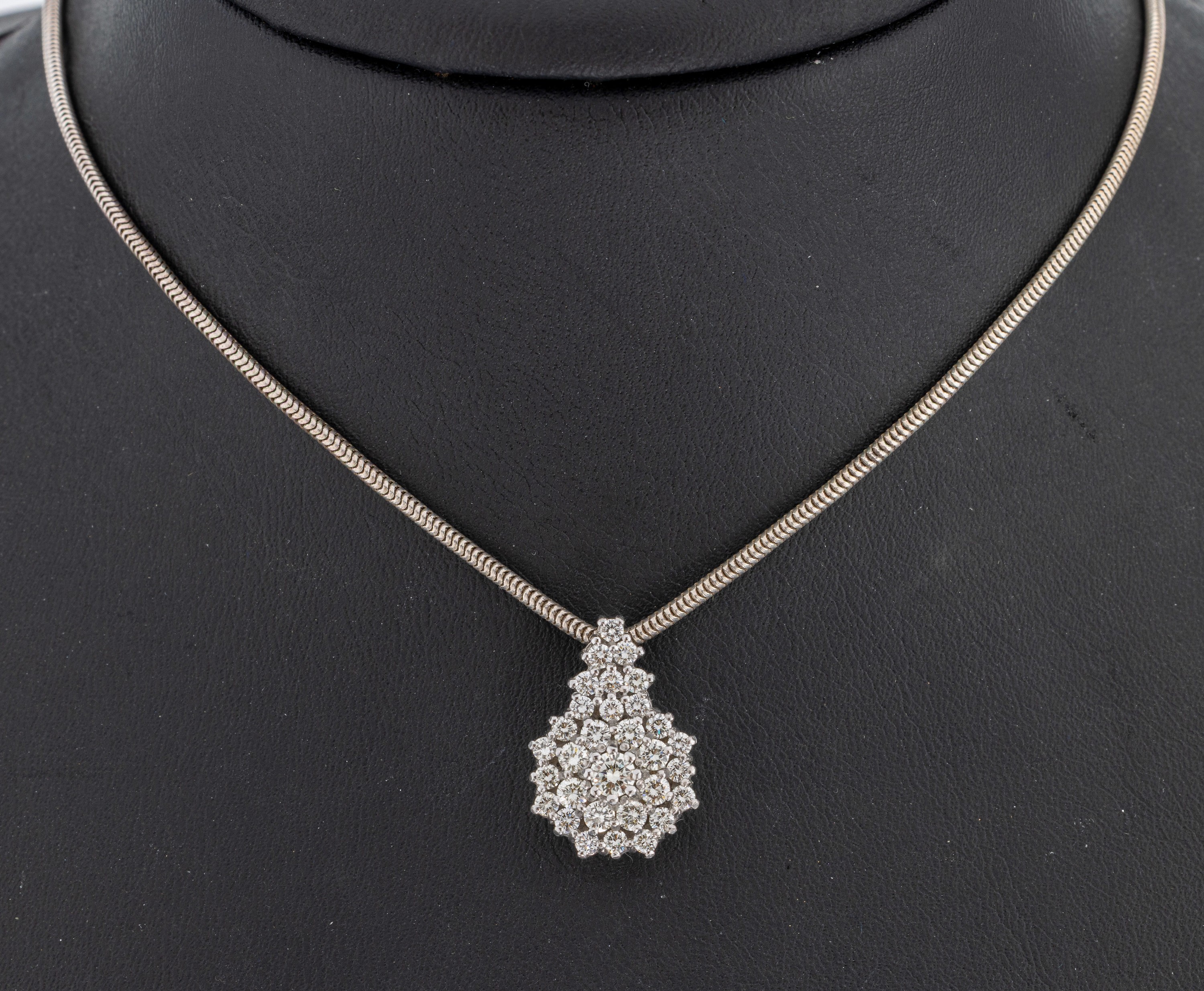 Image 27024199 - 14 kt Gold Brillant-Anhänger, WG 585/000, Aufbau in mehreren Ebenen, 31 Brillanten ...