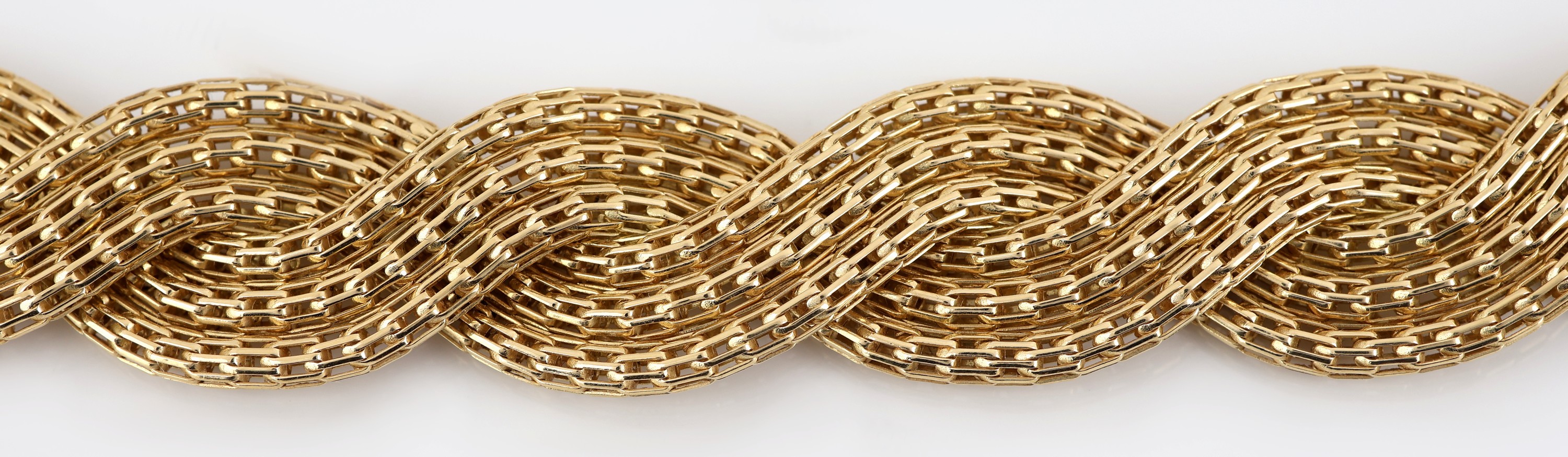 Detail c: 18 kt Gold Collier, GG 750/000, aufwändige Arbeit, 2 3-rhg. Stränge, B. ca. 1.8 cm, L. ca. 44.5 cm, ca. 75.2 g