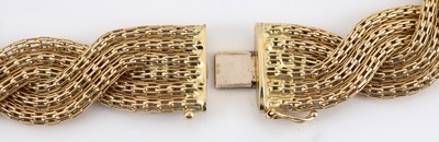 27024480a - 18 kt Gold Collier, GG 750/000, aufwändige Arbeit, 2 3-rhg. Stränge, B. ca. 1.8 cm, ...