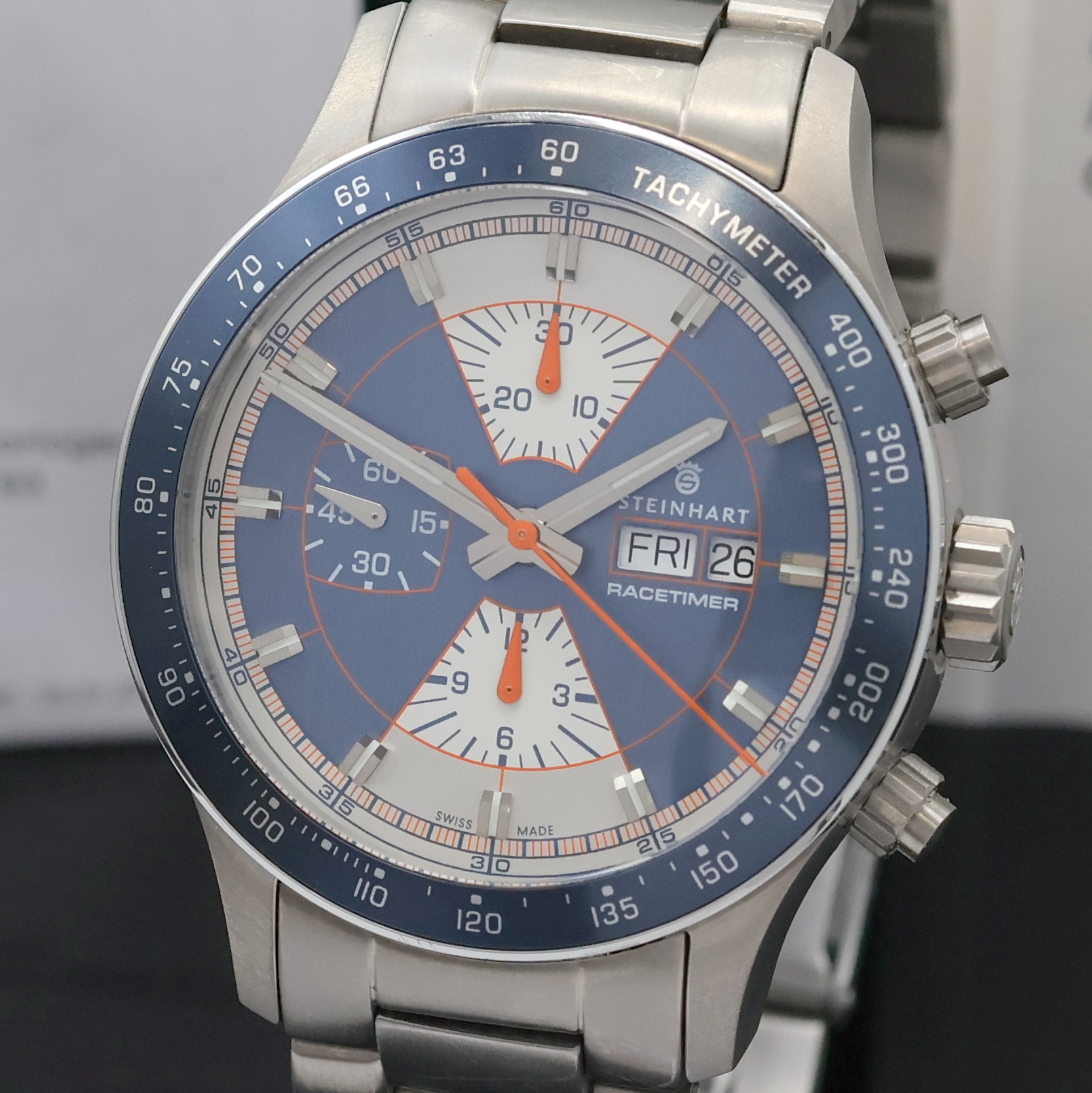 Detail a: STEINHART Racetimer Armbandchronograph in Titan, Schweiz verk. lt. beil. Pap. 04/2014, Automatik, beids. vergl. Geh., Boden, Krone u. Drücker ...