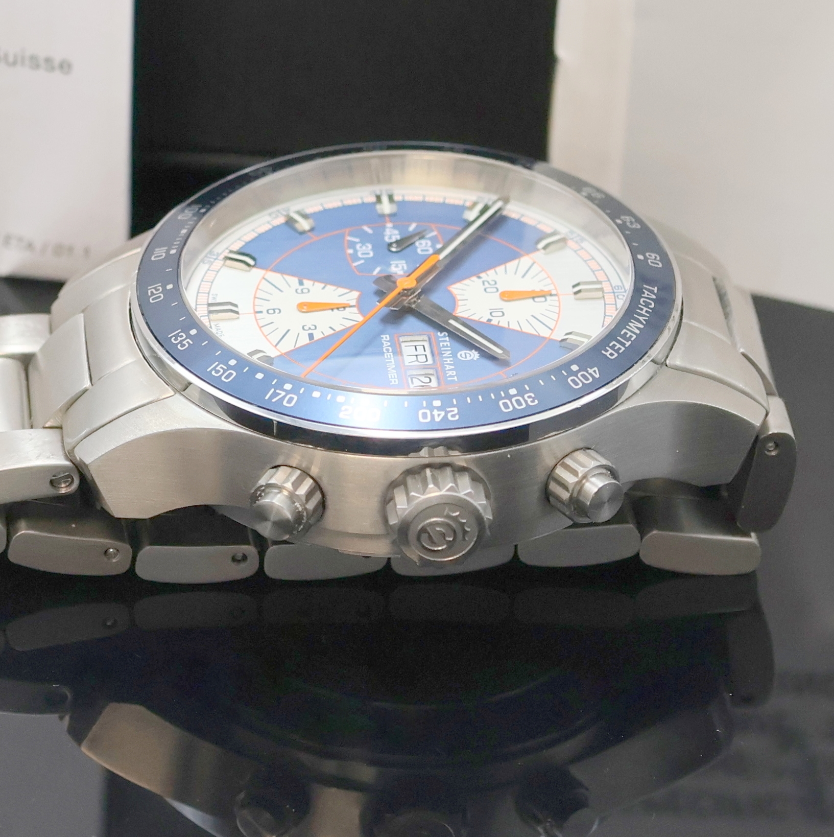 Detail c: STEINHART Racetimer Armbandchronograph in Titan, Schweiz verk. lt. beil. Pap. 04/2014, Automatik, beids. vergl. Geh., Boden, Krone u. Drücker ...