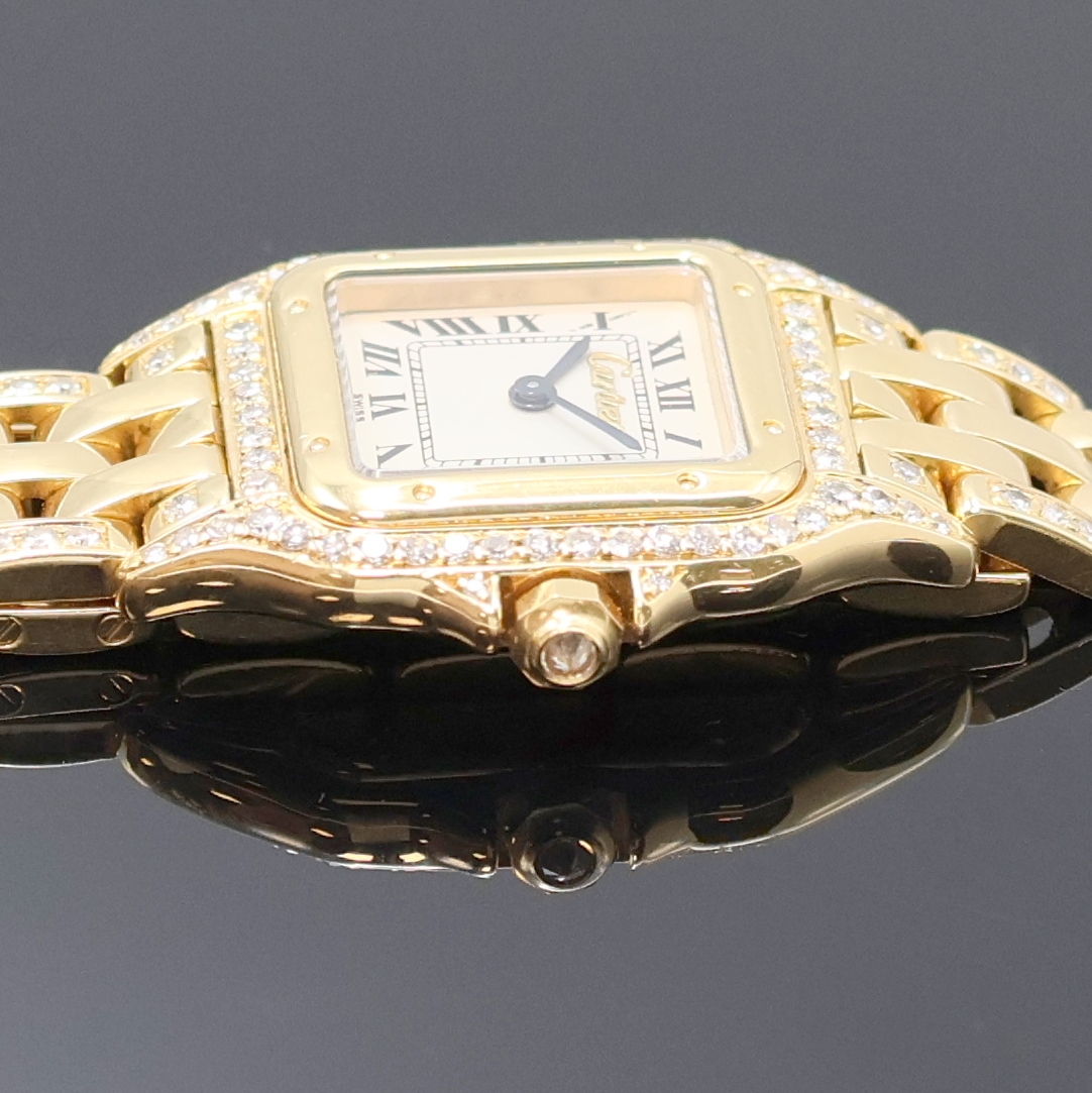 Detail c: CARTIER Panthere Damenarmbanduhr in GG 750/000 mit Brillantbesatz, Schweiz um 1997, quarz, Boden 8-fach verschr., orig. Goldband m. Brillantbesatz, ...