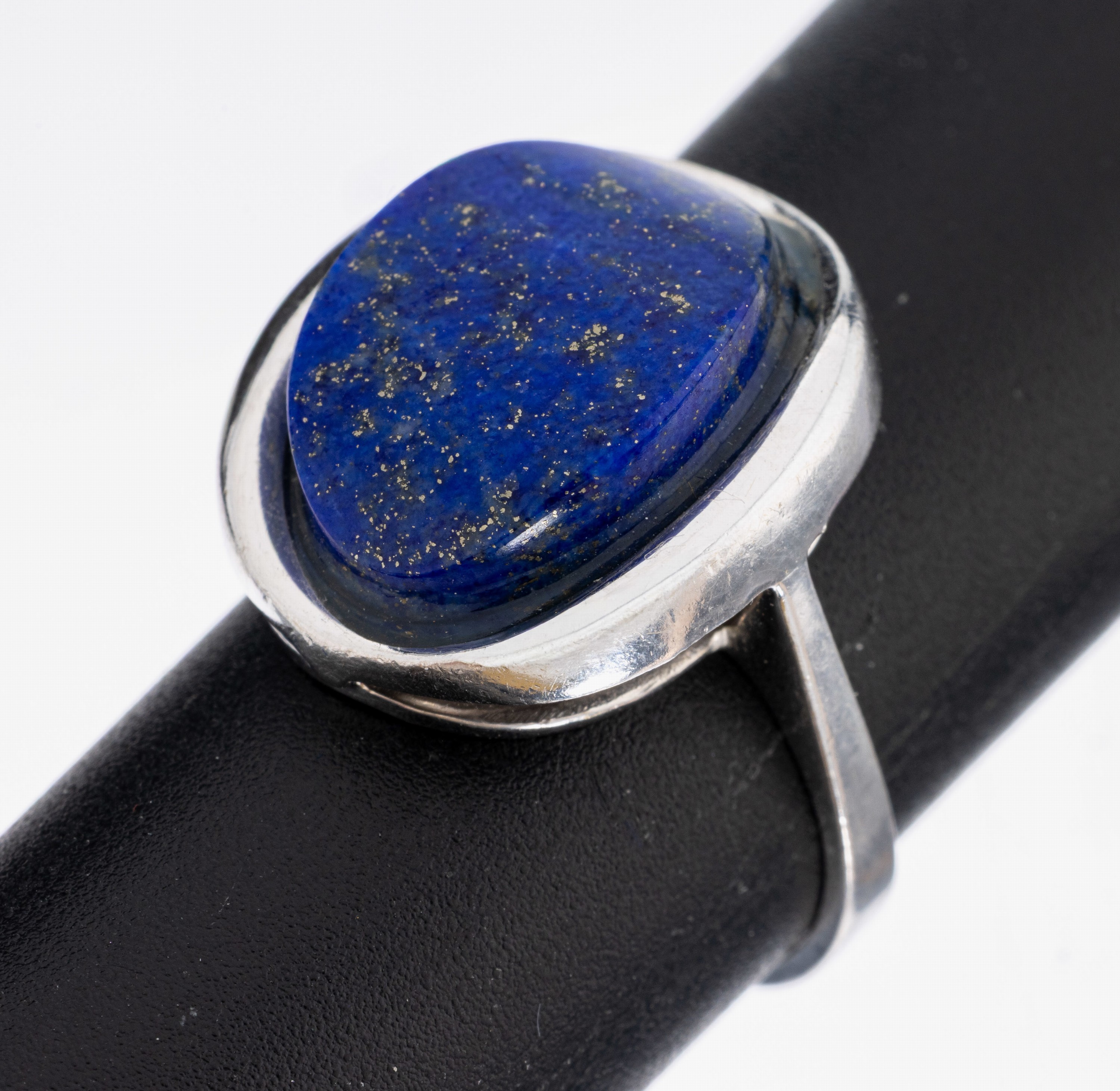 Image 27024583 - 14 kt Gold Lapislazuli-Ring, WG 585/000, Lapislazuli-Einlage mit Pyrit-Einschlüssen, ...
