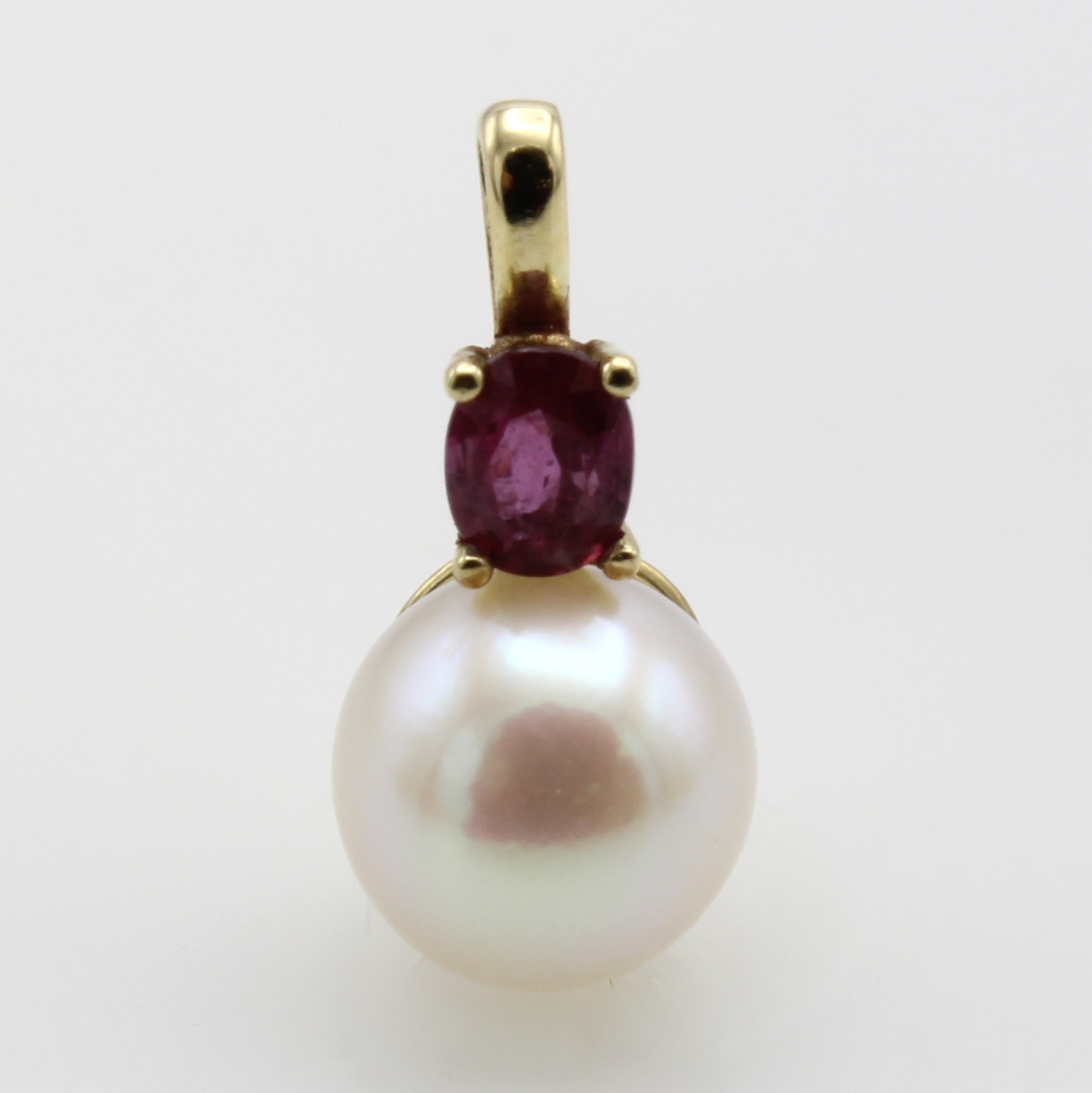 Image 27024591 - Anhänger mit Süßwasserzuchtperle und Rubin, GG 585/000, weiße Perle, D. ca. 7 mm ...