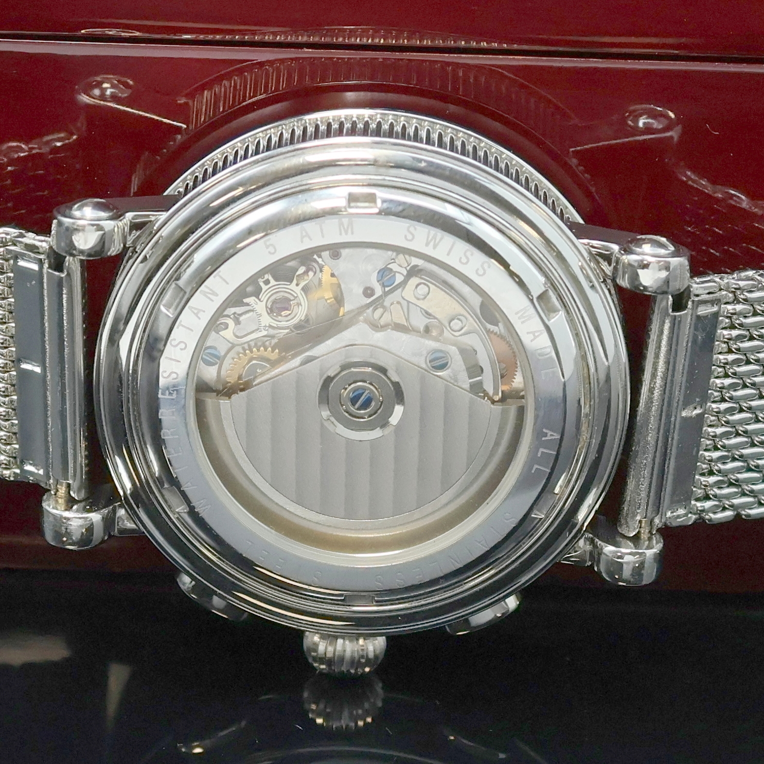 Detail d: BWC Herrenchronograph in Stahl, Schweiz um 2010, Automatik, beids. vergl. Geh. m. geripptem Rand, Boden verschr., Milanaiseband, silb. Zifferbl., ...