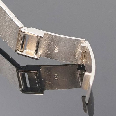 27024539b - AUDEMARS PIGUET Damenarmbanduhr in WG 750/000 mit Brillanten, Schweiz verk. lt. beil. ...