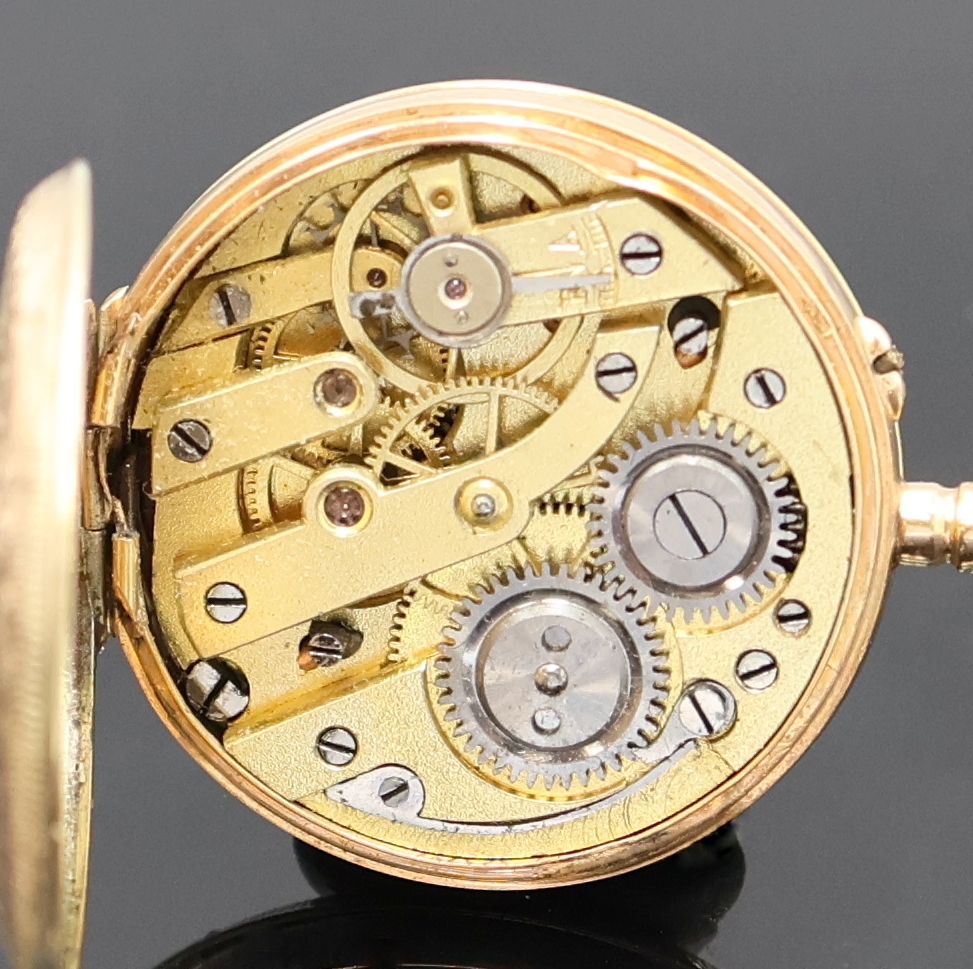 Detail g: 2 kleine Savonette-Taschenuhren in GG 585/000, Schweiz um 1890/1980, vollgrav. Geh., 1.) 2-Deckel Goldgeh., Innendeckel fehlt., Emailzifferbl., gold. ...
