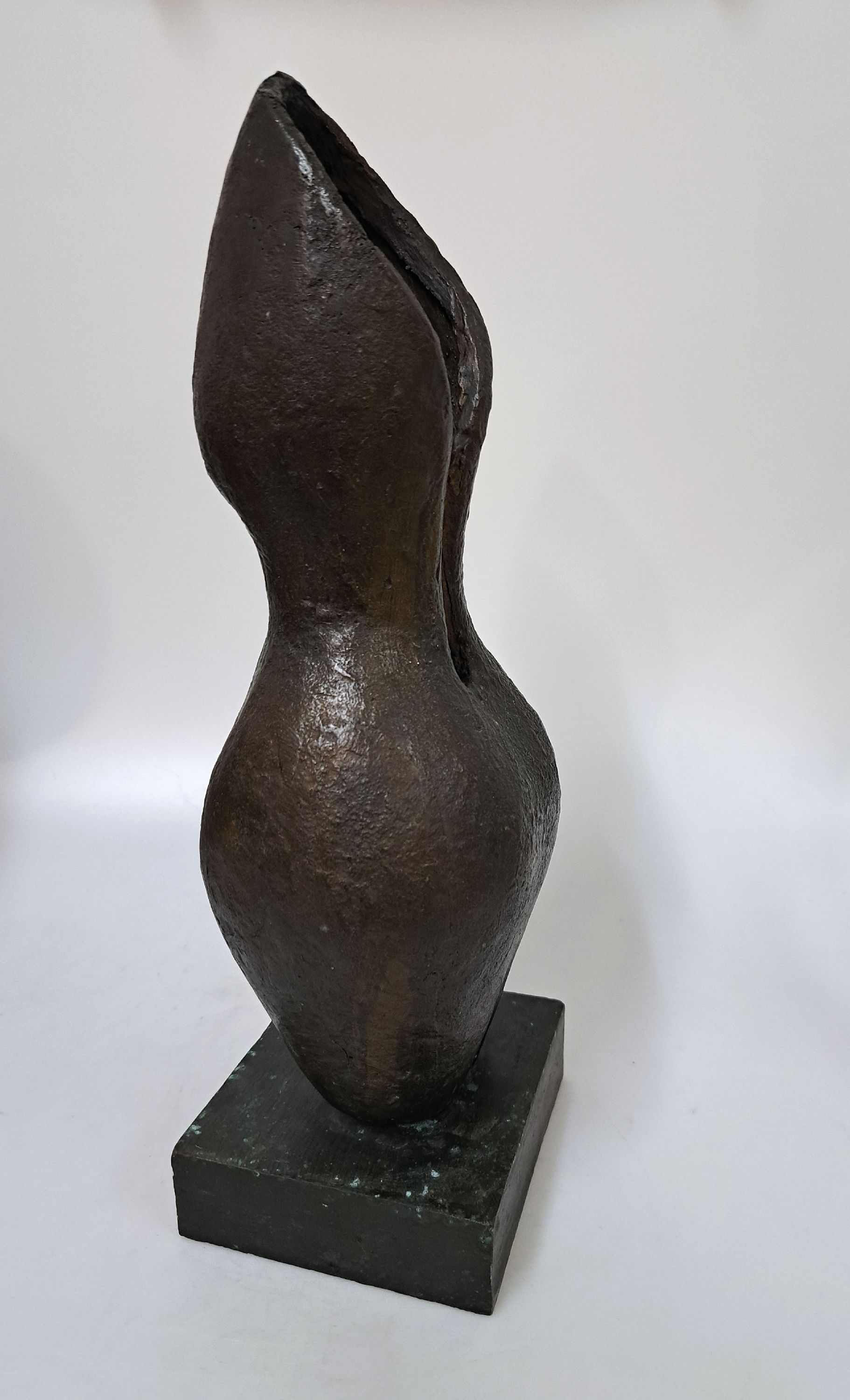 Detail n: Unbekannter Künstler, Bronzeskulptur, unsign., H. ca. 36 cm
