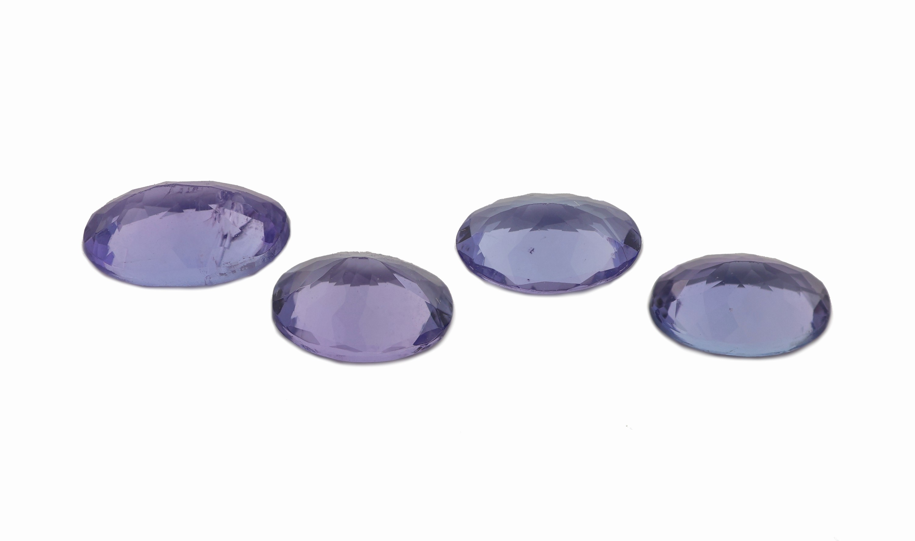 Detail a: Lot 4 lose Tansanite, zus. ca. 2.89 ct, ovalfacett. in versch. Größen und Farbnuancen
