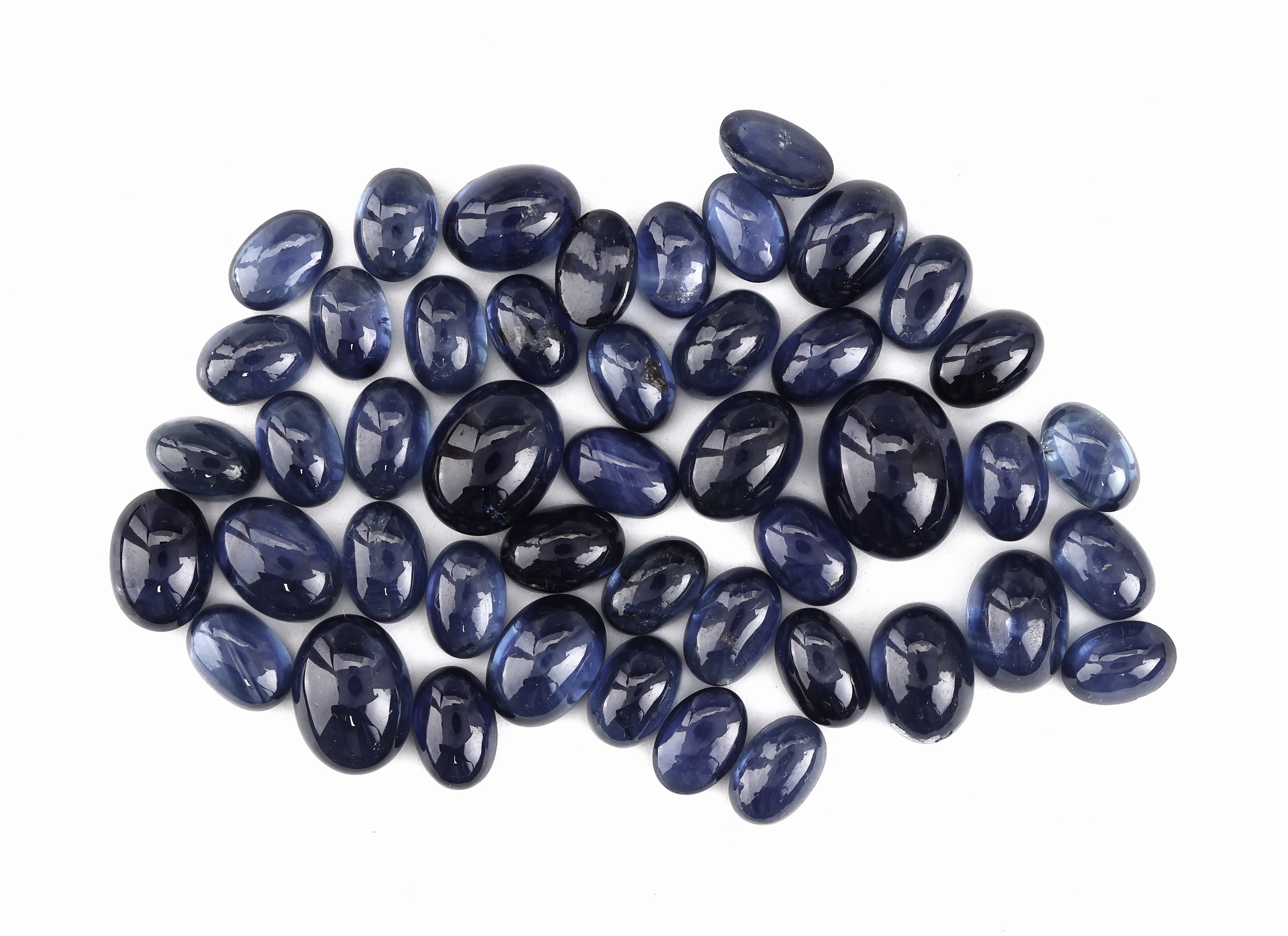 Image 27025319 - Lot lose Saphir-Cabochons, zus. ca. 40.61 ct, versch. Größen und Farbnuancen ...