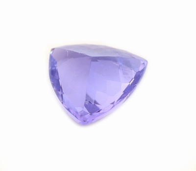 27025308a - Loser Tansanit, ca. 1.24 ct, facett. Triangel Schätzpreis: 420, - EUR
