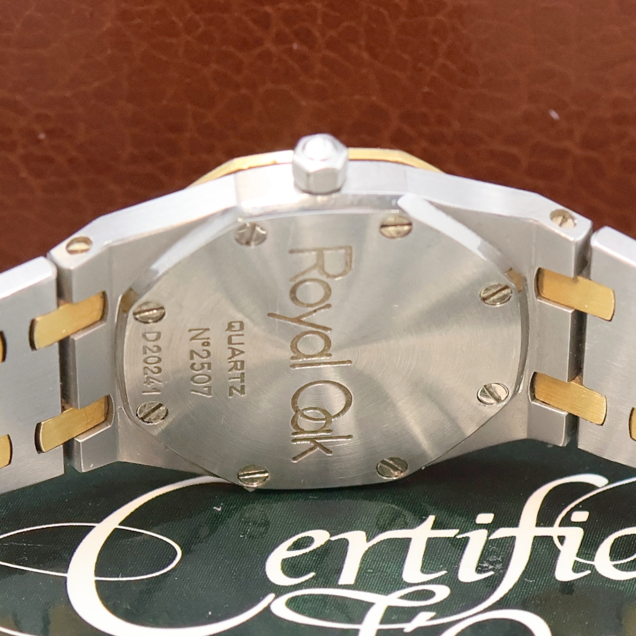 Detail e: AUDEMARS PIGUET Royal Oak Damenarmbanduhr in Stahl/Gold, Schweiz lt. beil. Pap. verk. 02/2004, quarz, unpoliertes Geh. inkl. orig. Gliederband m. ...