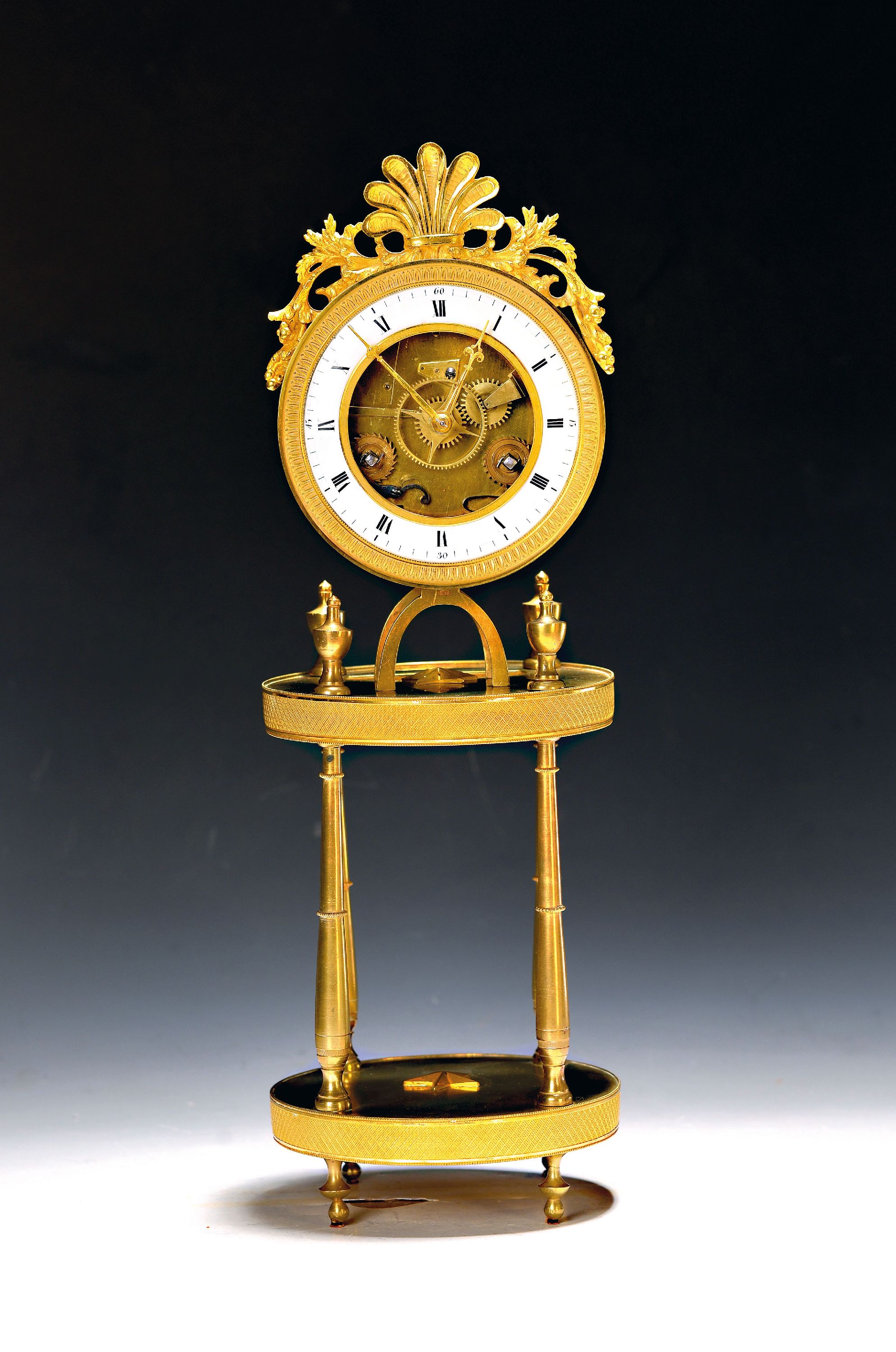 Image 27025482 - Pendule mit Glasdom, Frankreich um 1850/60, schwarz gefaßter Holzsockel (verzogen, ...