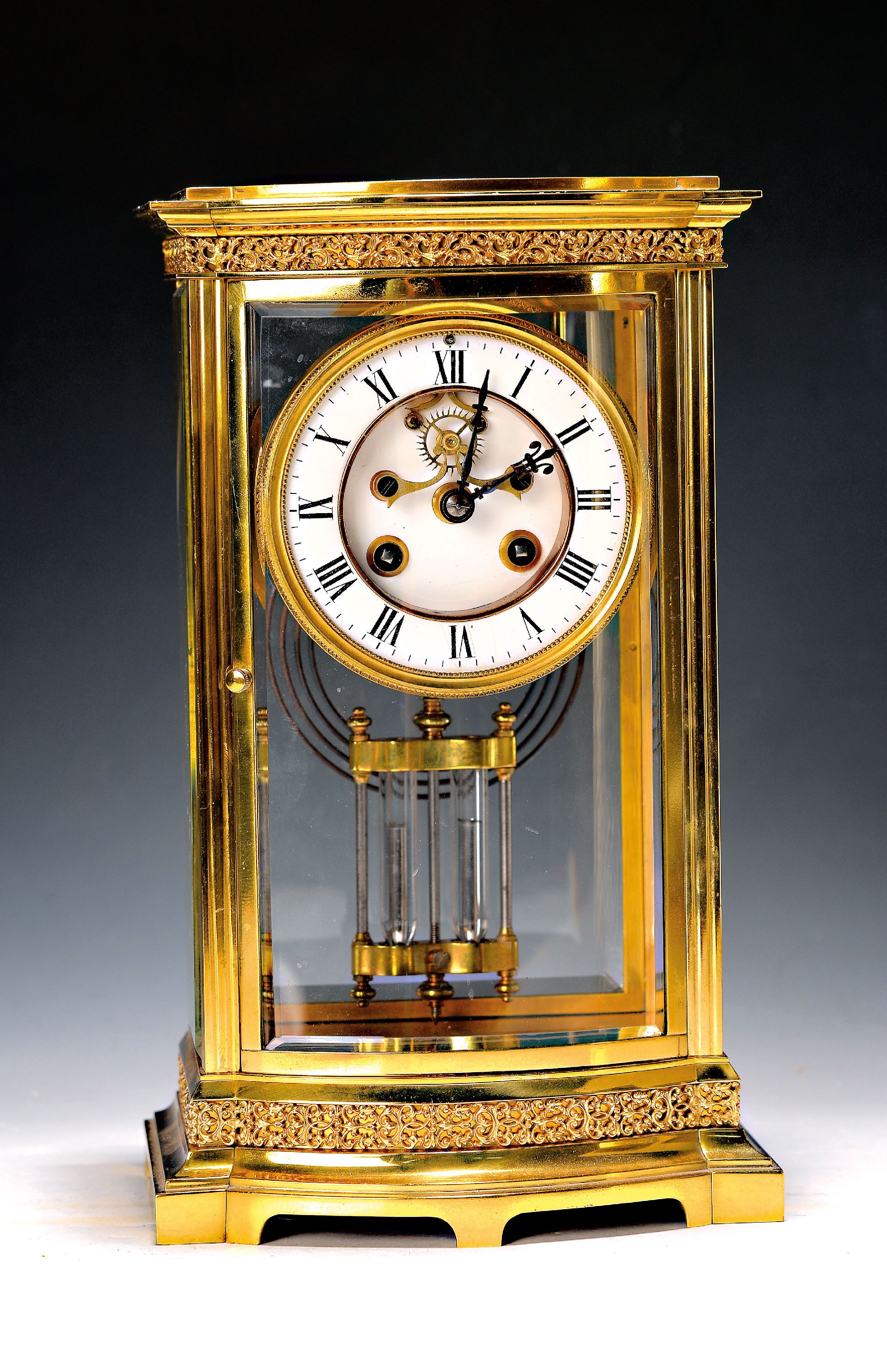 Image 27025511 - Tischuhr mit Quecksilberkompensationspendel, Frankreich um 1910/20, vergoldetes und ...