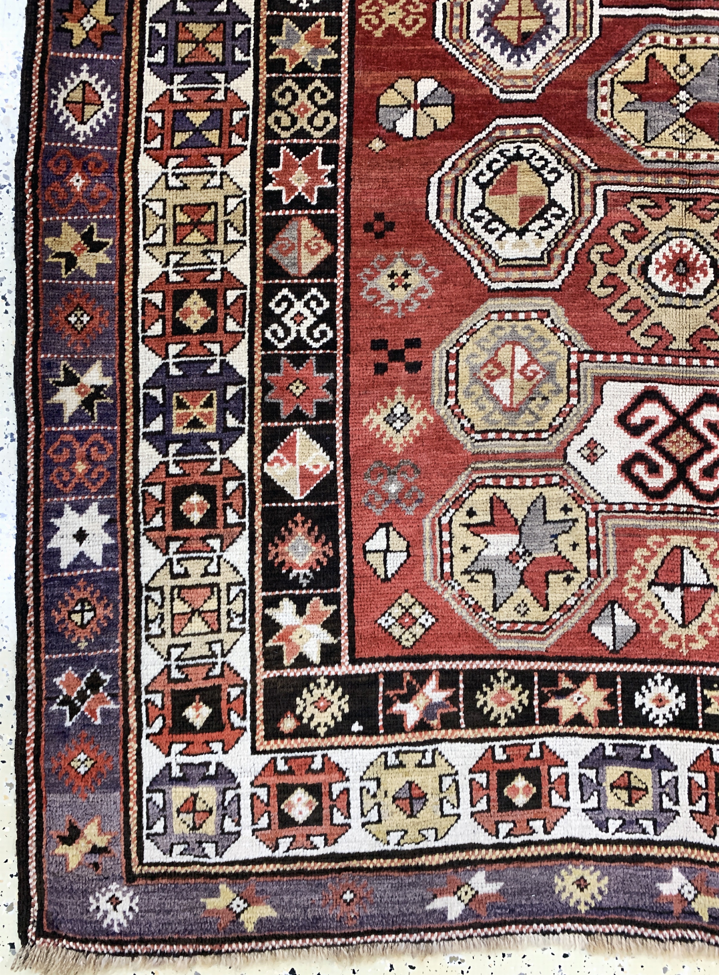 Detail b: Karabagh antik, Kaukasus, um 1900, Wolle auf Wolle, ca. 300 x 157 cm, EHZ: 2