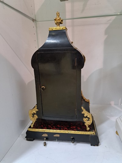 27025517d - Boulle-Uhr mit Spielwerk, Frankreich um 1860/70, im Sockel mit Spielwerk, liebliche ...