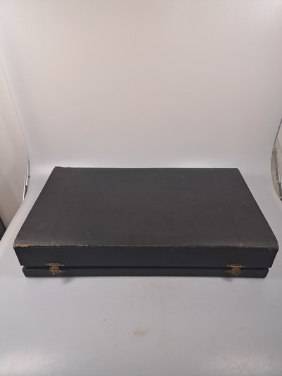 27025916e - 12 kl. Bechergläser, deutsch, um 1900, farbloses Glas, mit Blumenbemalung und goldenem ...