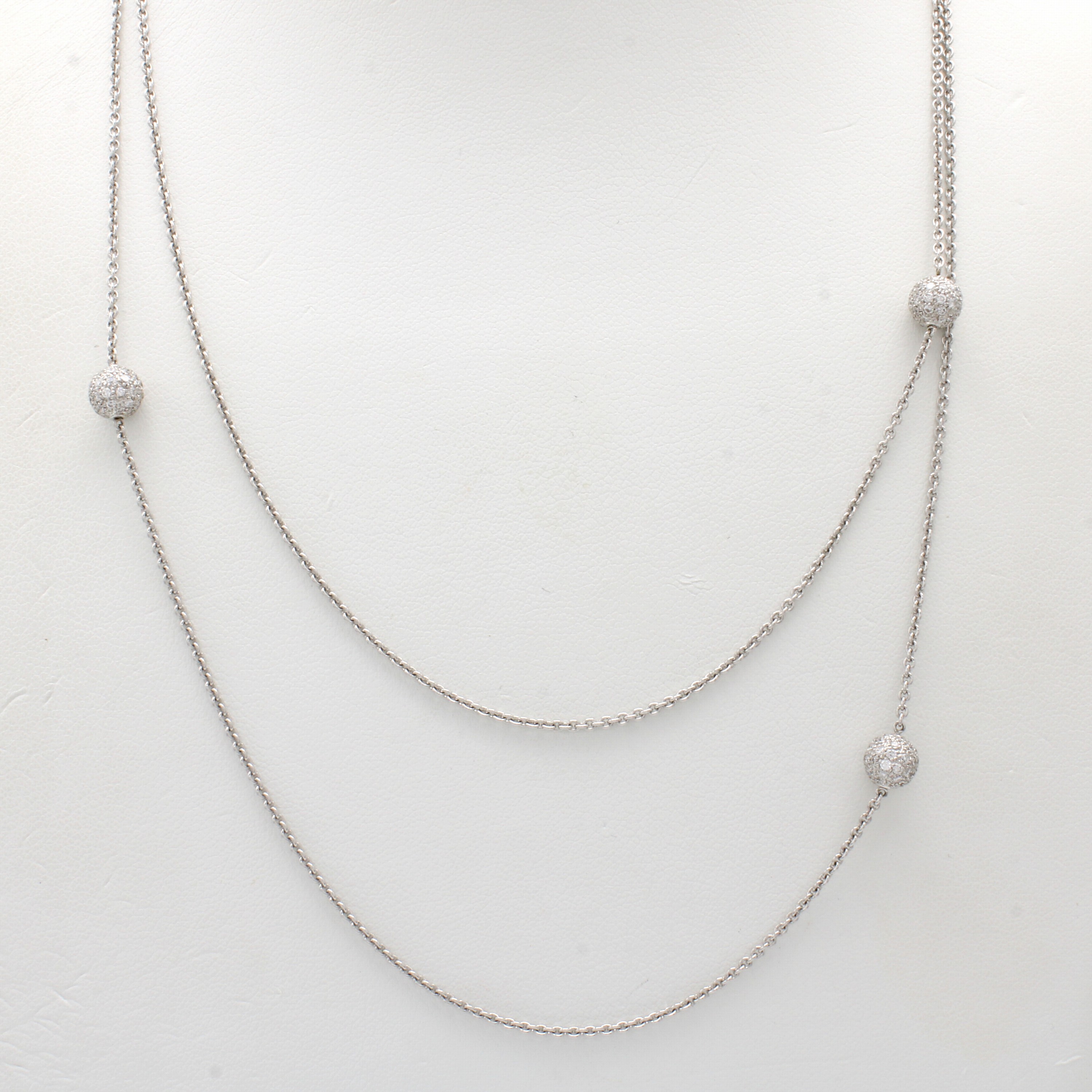 Image 27026695 - Lange Kette mit Brillanten, WG 750/000, 4 WG Kugeln bes. m. Brill. zus. ca. 1.32 ct ...