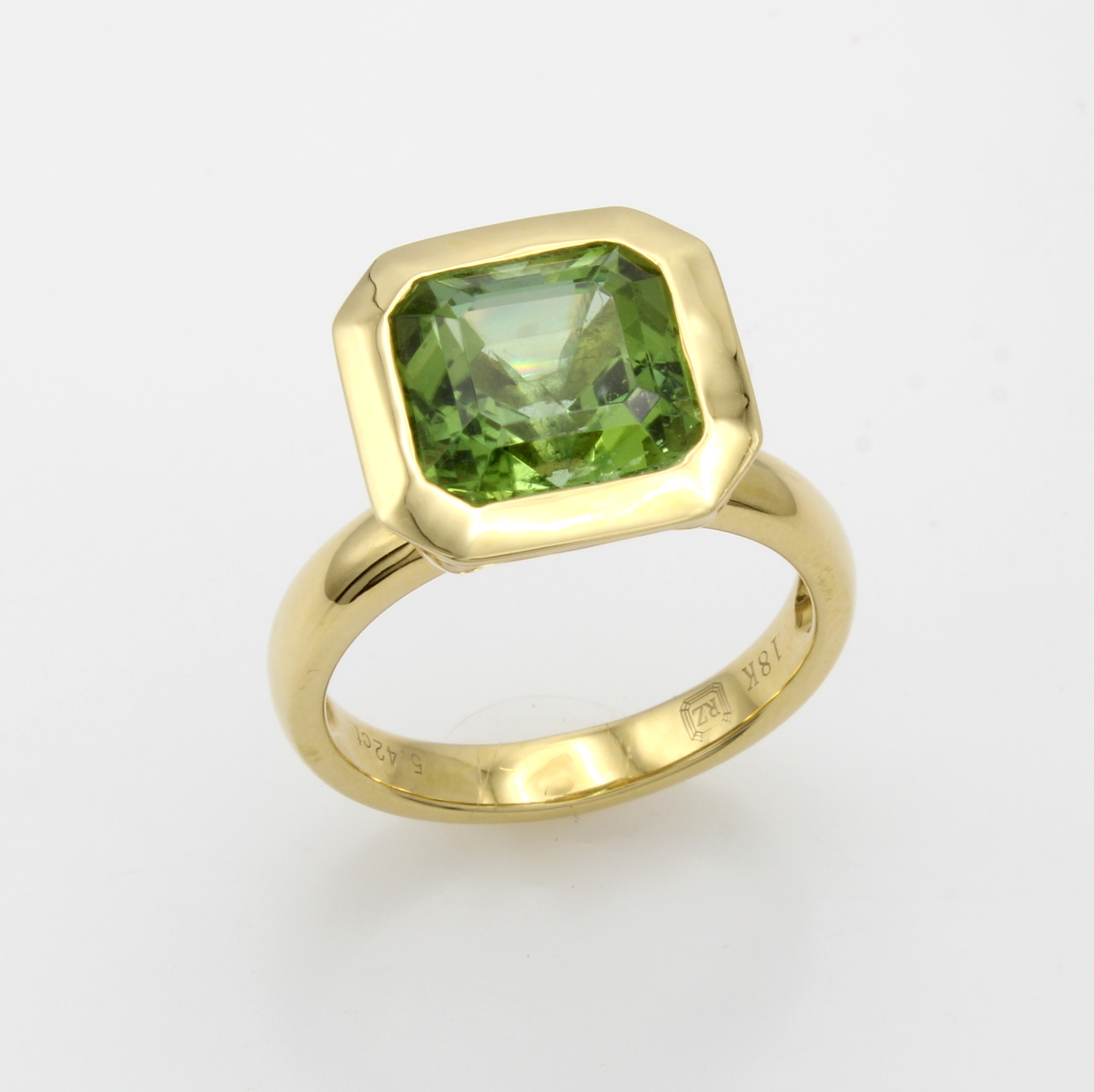 Image 27026828 - Ring mit Turmalin, GG 750/000, achteckiger, grüner Turmalin in glatter Fassung ca. 5.42 ...