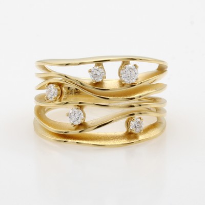 27026861a - Ring mit Brillanten, GG 750/000, mehrrhg. Optik, 5 Brill. zus. ca. 0.31 ct feines Weiß/ ...