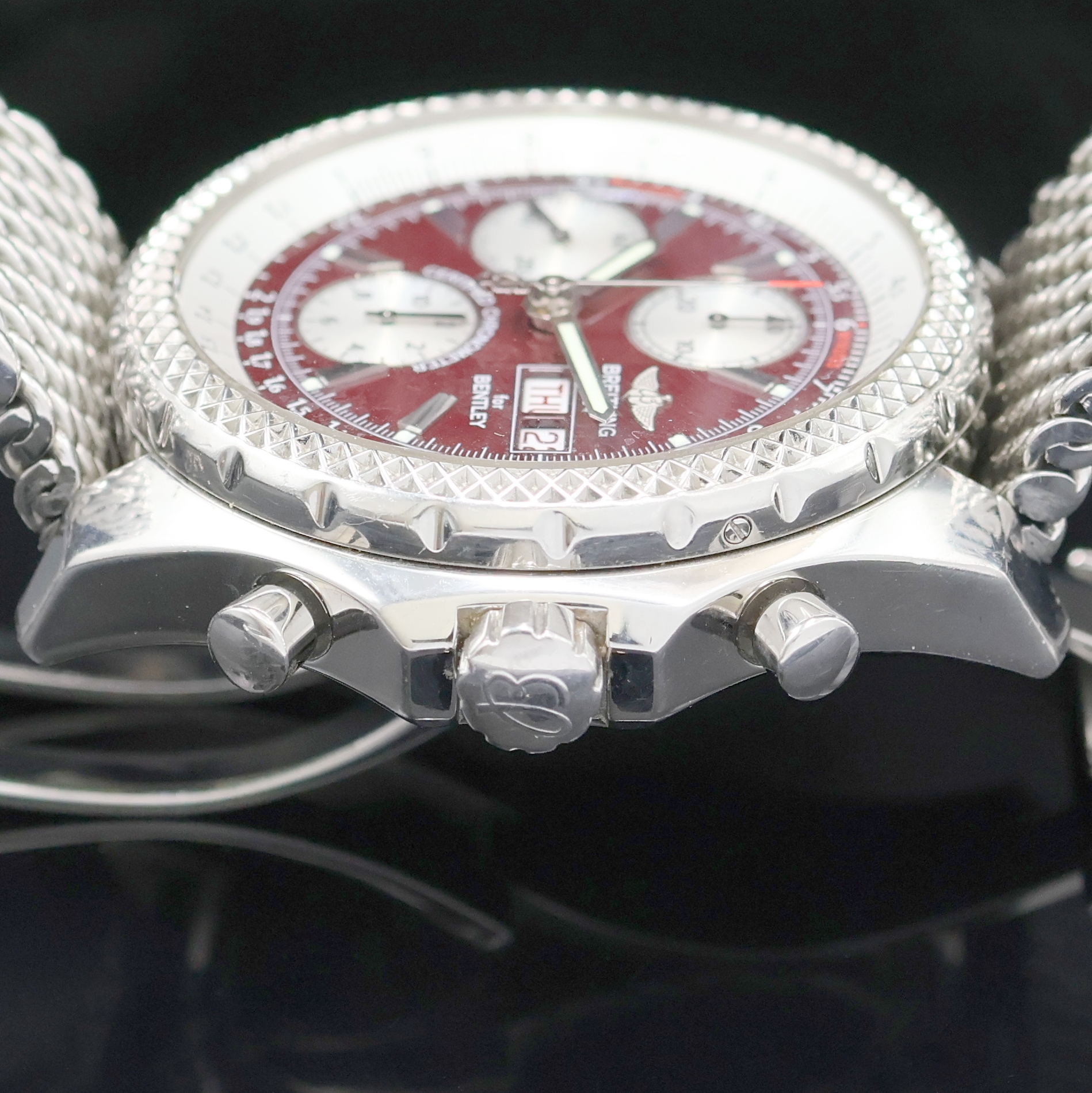 Detail d: BREITLING for Bentley GT Armbandchronograph Referenz A13362, Automatik, Schweiz um 2010, Chronometer in Edelstahl inkl. orig. Gliederband m. ...