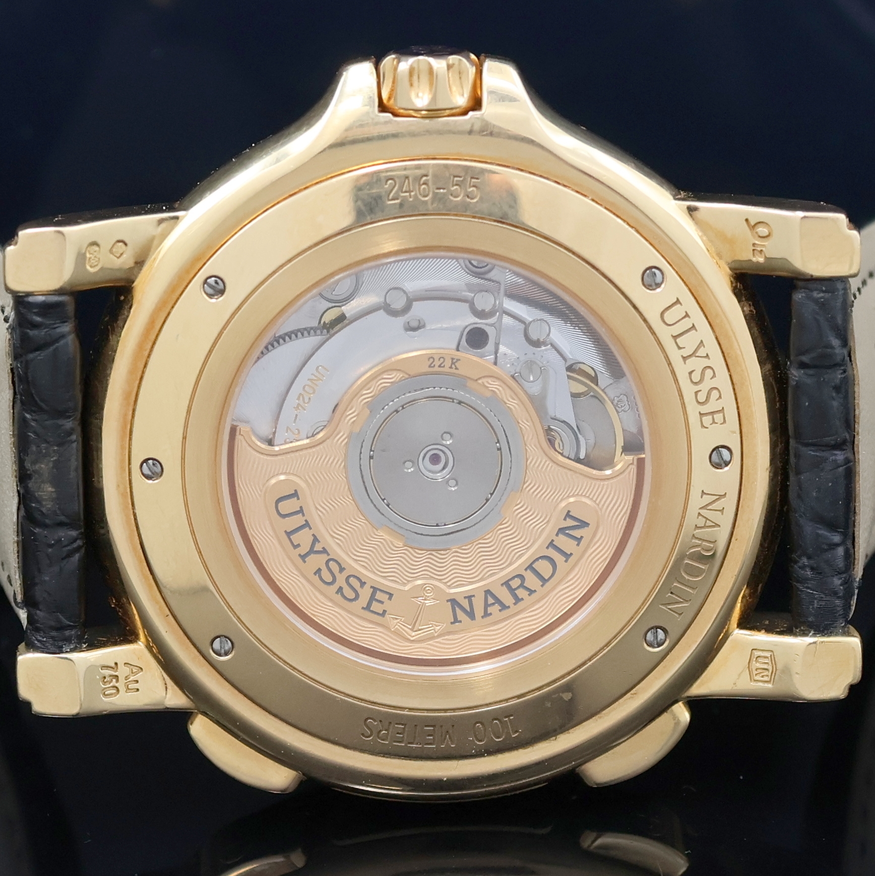Detail e: ULYSSE NARDIN Herrenarmbanduhr Dual Time Big Date in RG 750/000 Referenz 246-55, Automatik, Schweiz um 2010, beids. vergl. Geh. inkl. Lederband m. ...