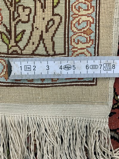 27027056j - Hereke Seide fein sign., Türkei, Mitte 20.Jhd., reine Naturseide(Metallbrokat), ca. ...