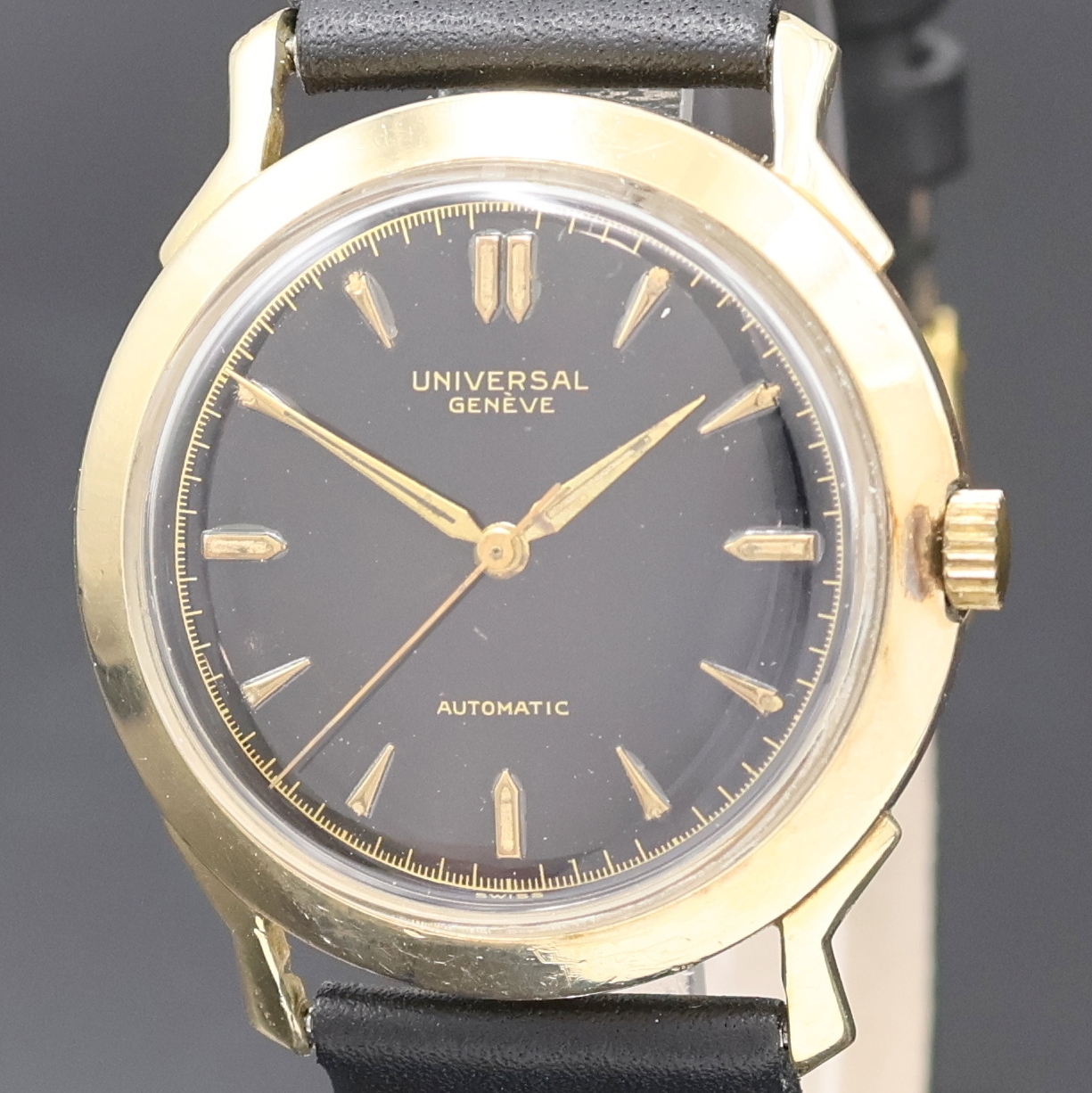 Detail a: UNIVERSAL Herrenarmbanduhr Kaliber 138SS in 14k Gold Filled, Schweiz/USA um 1950, Hammerautomatik, 2-tlg. Geh., verschr. Boden m. Namensgravur, ...