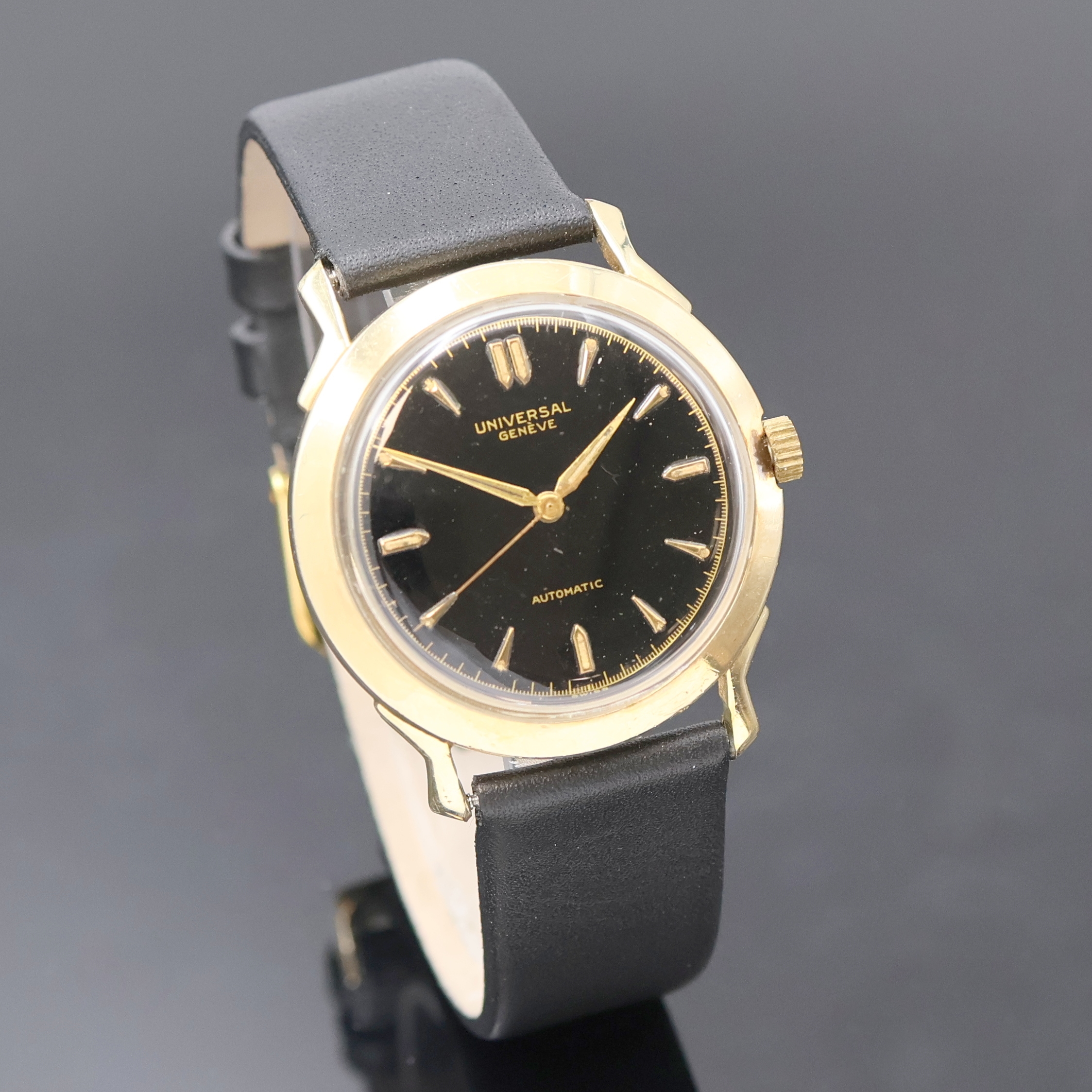 Detail b: UNIVERSAL Herrenarmbanduhr Kaliber 138SS in 14k Gold Filled, Schweiz/USA um 1950, Hammerautomatik, 2-tlg. Geh., verschr. Boden m. Namensgravur, ...