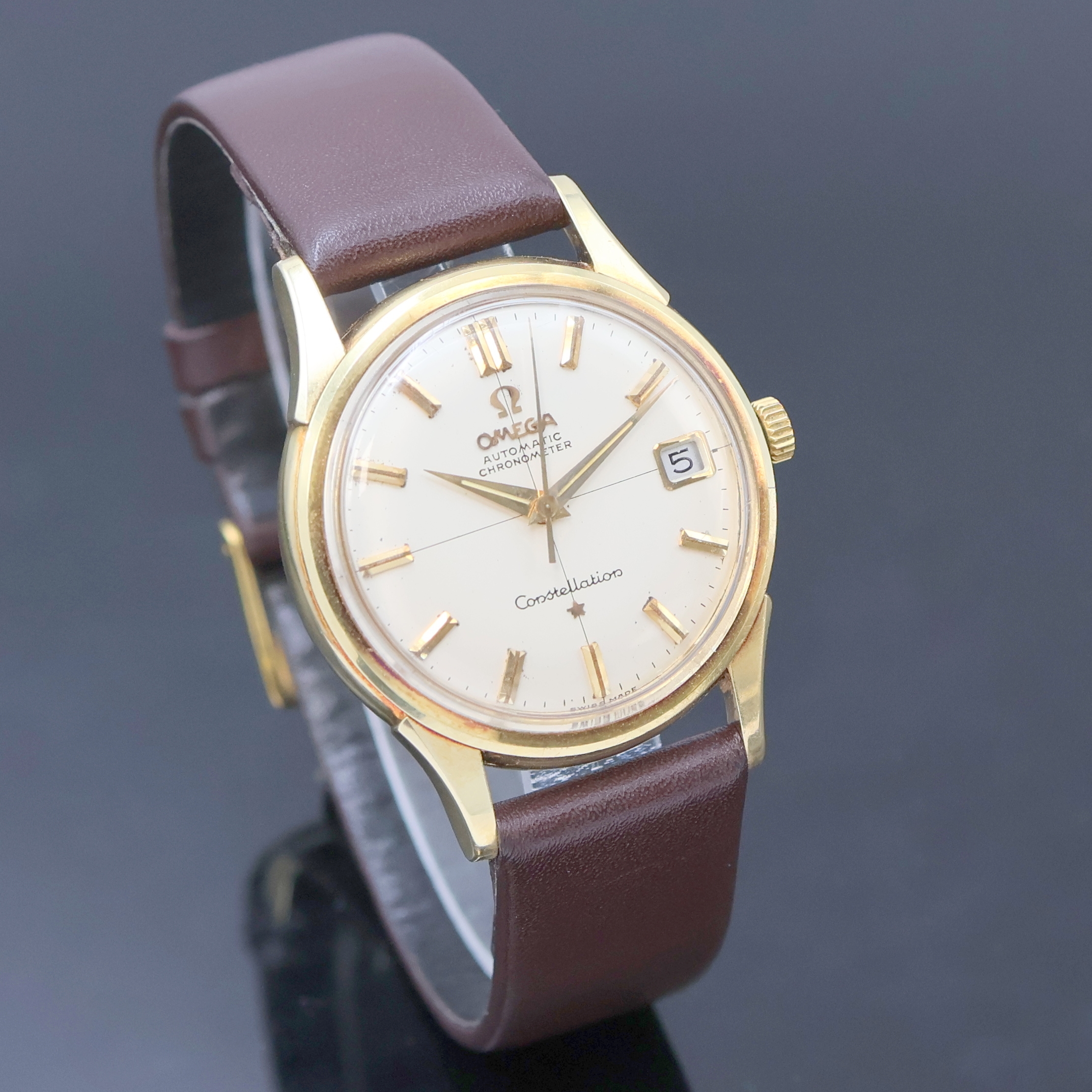 Detail b: OMEGA Constellation Armbanduhr Referenz 14393/ 94 SC 5 in GG 585/000, Automatik, unpoliertes Geh., verschr. Boden m. Sternwarten-Symbol, orig. Glas, ...