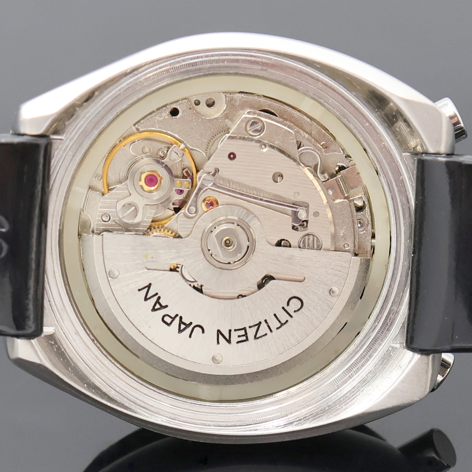 Detail g: CITIZEN "Bullhead" Flyback Armbandchronograph Referenz 4-901177 Y, Japan um 1970, Automatik, pultförmiges Stahlgeh., Boden geschr., orig. ...