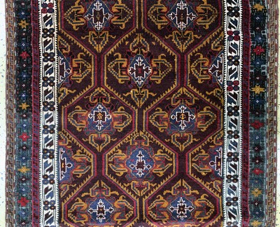 27027263c - Belutsch, Persien, Mitte 20.Jhd., Wolle aufWolle, ca. 290 x 103 cm, EHZ: 2 ...