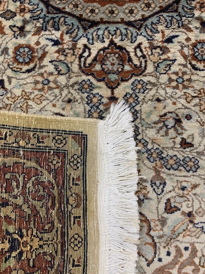 27027264h - 2 lot Lahor, Pakistan, Mitte 20.Jhd, Wolle auf Baumwolle, ca. 158 x 98 cm, EHZ: 2 ...