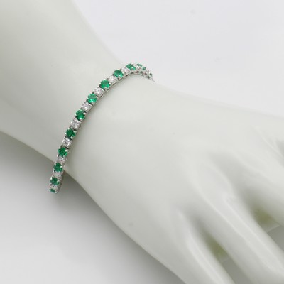 27027286a - Rivierarmband mit Smaragden und Brillanten, WG 750/000, 26 Brill. zus. ca. 2.86 ct ...