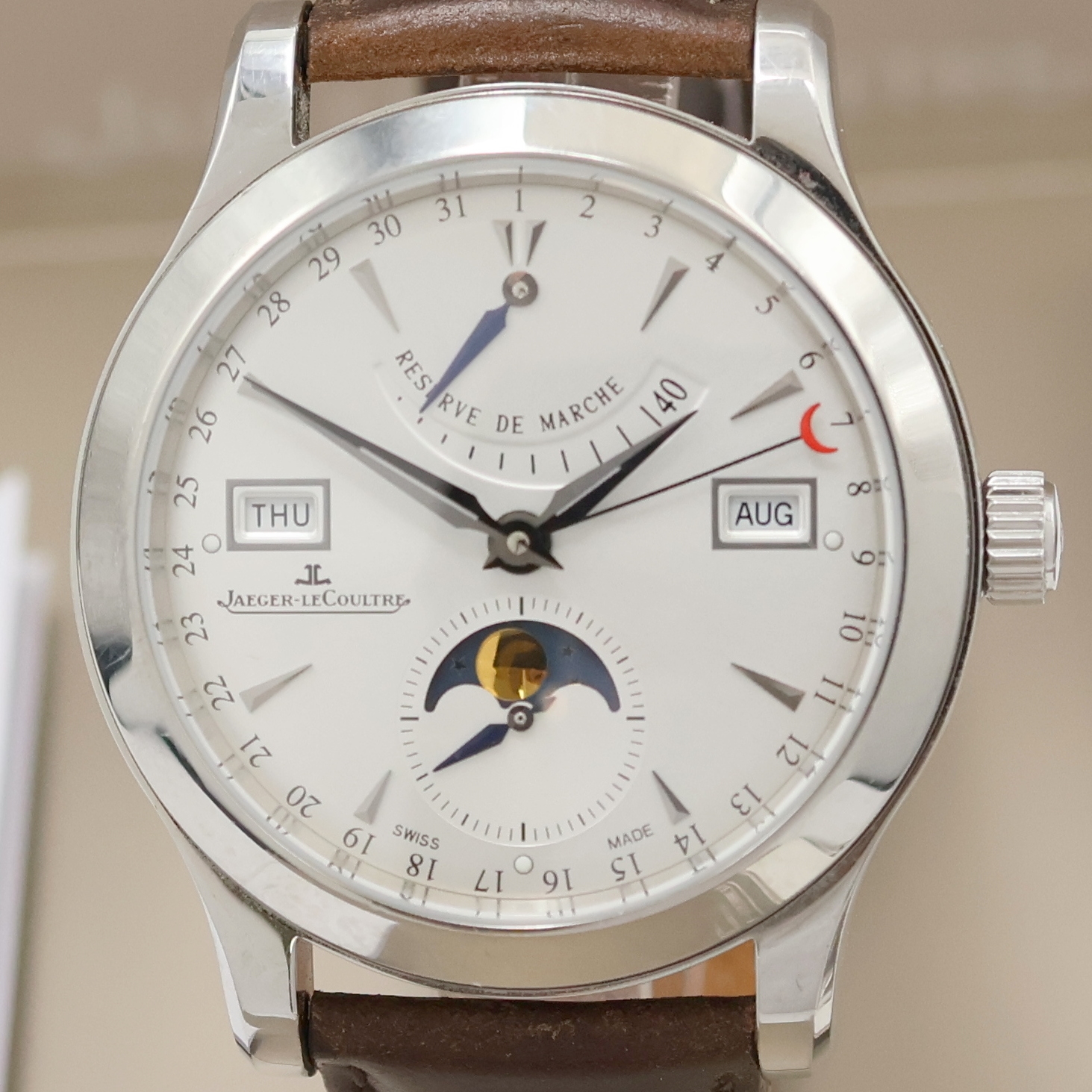 Detail a: Jaeger-LeCoultre Master Calender Armbanduhr mit Vollkalender in Stahl Referenz 147.8.41 S, Schweiz lt. Kopie des orig. Papiers verk. 2009, beids. ...