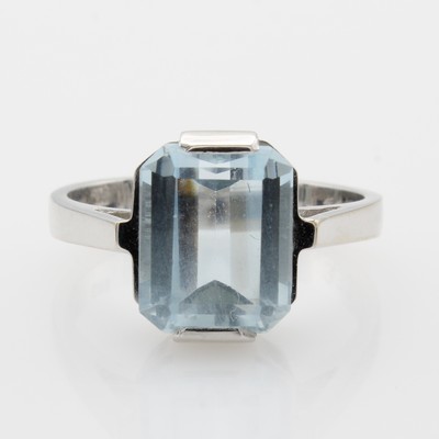 Image Ring mit Aquamarin, WG 585/000, achteckiger Aquam. ca. 3.33 ct, RW ca. 53 Schätzpreis: ...