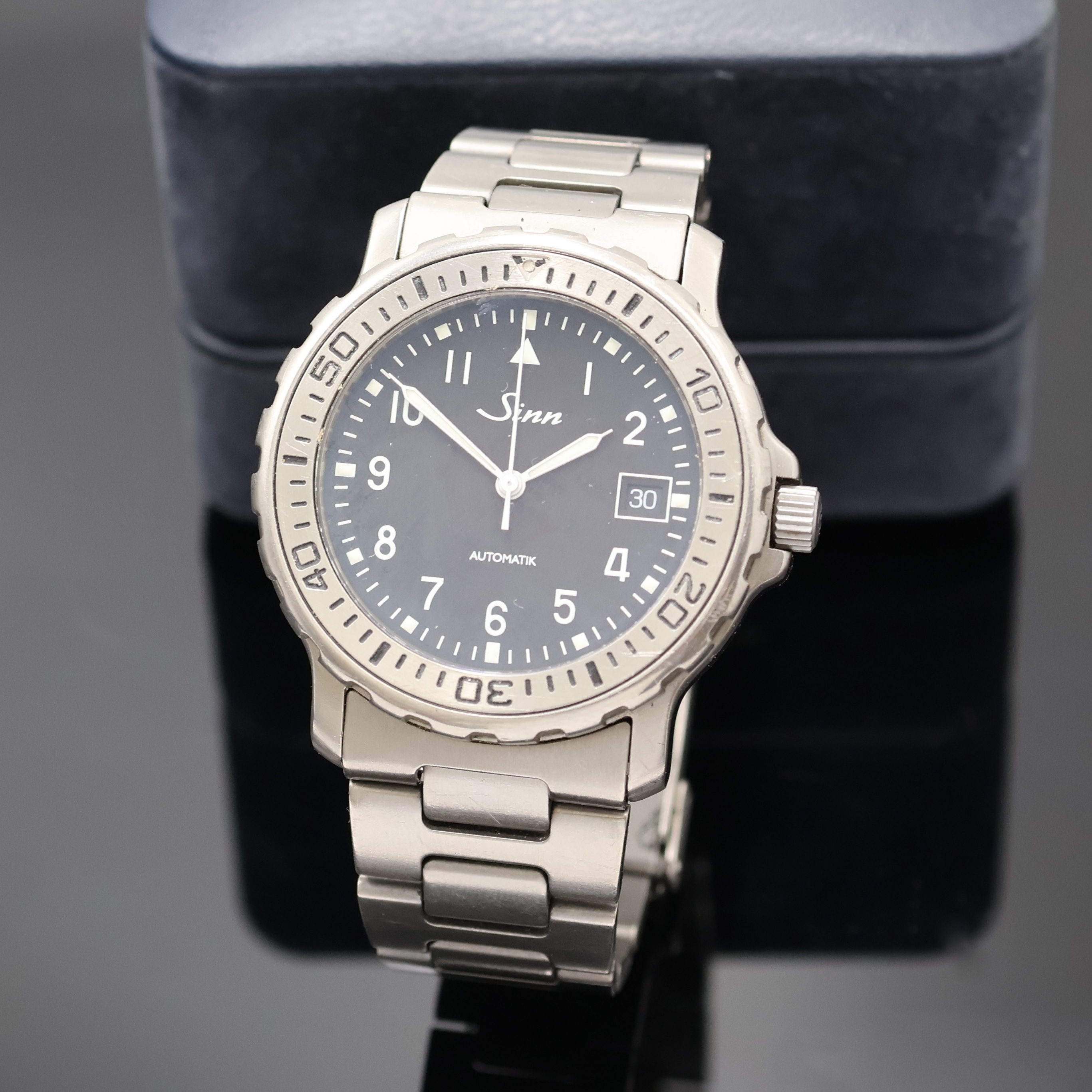 Image 27029724 - SINN Taucher-Chronometer Armbanduhr in Titan, Schweiz um 1999, Automatik, orig. ...