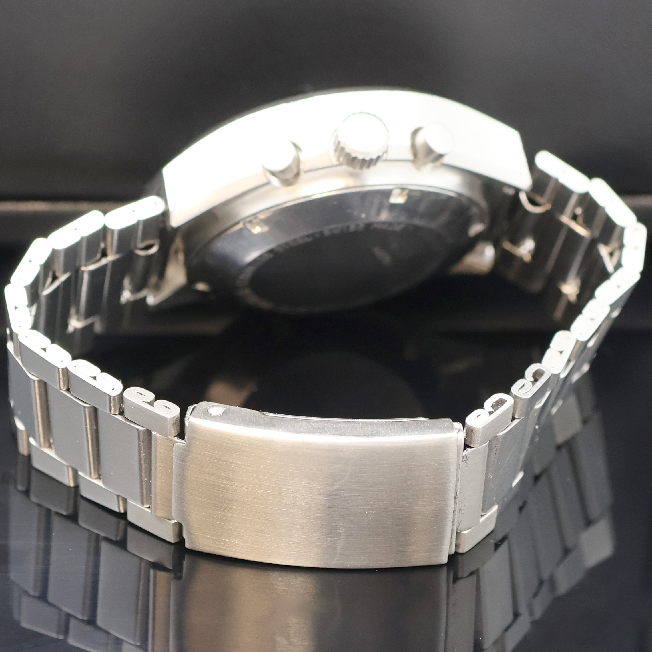 Detail c: SINN Armbandchronograph 157 in Stahl, Schweiz um 1987, Automatik, matt. Geh., neutr. Gliederband m. Faltschl., Boden u. Krone verschr., schwarzes ...