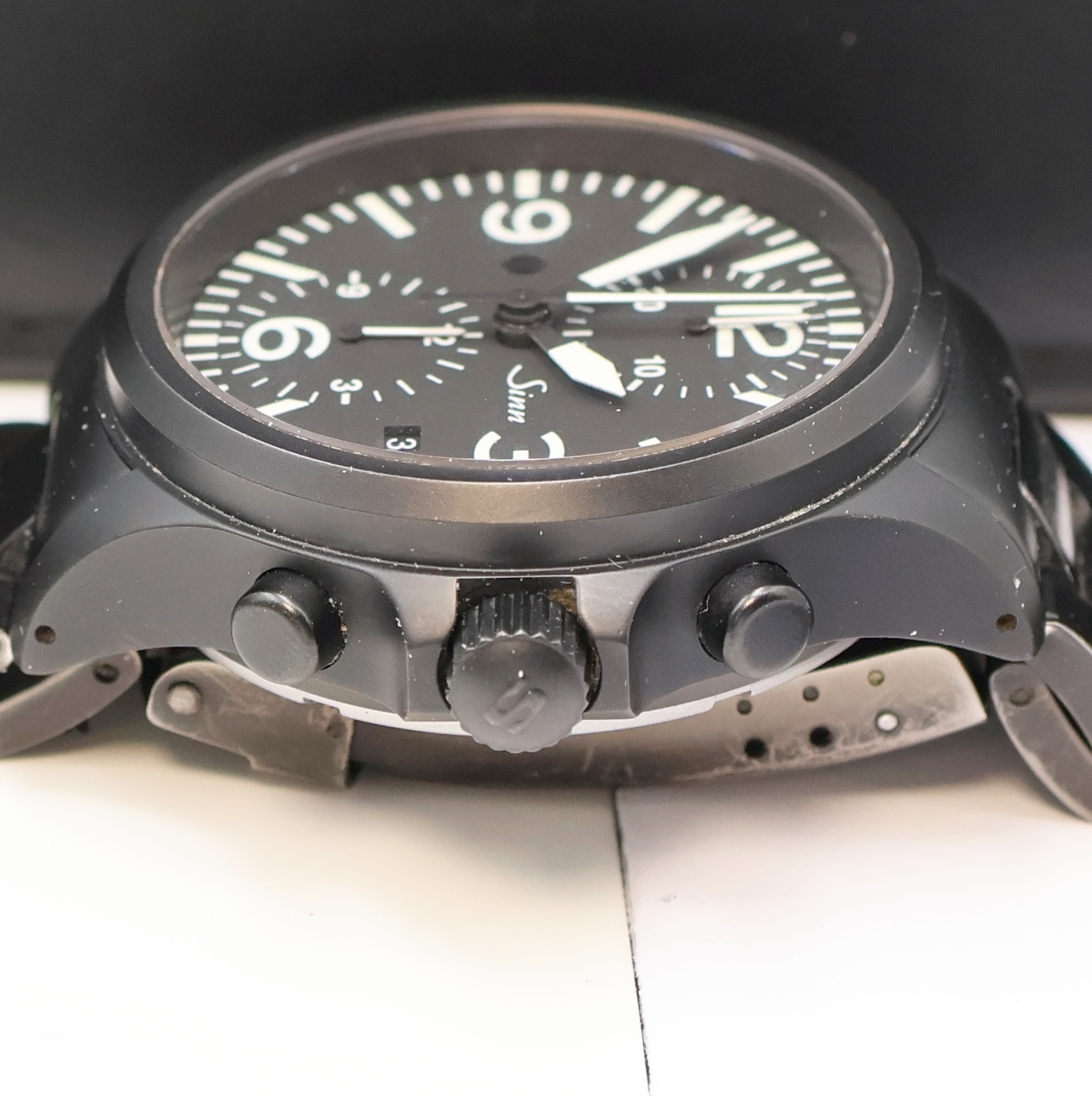 Detail d: SINN Armbandchronograph 756 in Edelstahl, Deutschland verk. lt. beil. Pap. 01/2010, Automatik, Edelstahl Tegiment, Boden u. Krone verschr., orig. ...