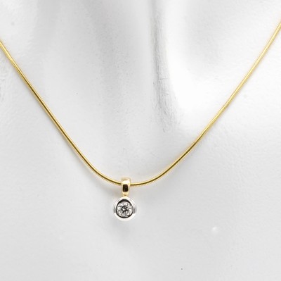 27029755a - Anhänger mit Brillantsolitär an Kette, GG/WG 585/000, Brill. ca. 0.15 ct Weiß/si, L. ...