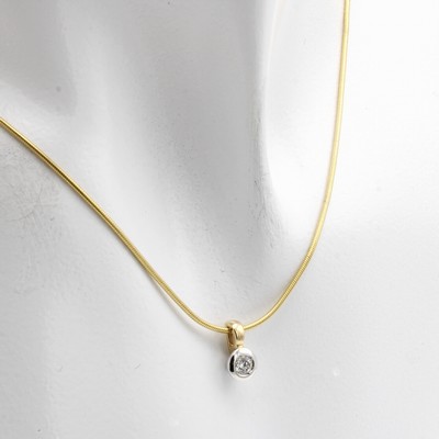 27029755b - Anhänger mit Brillantsolitär an Kette, GG/WG 585/000, Brill. ca. 0.15 ct Weiß/si, L. ...