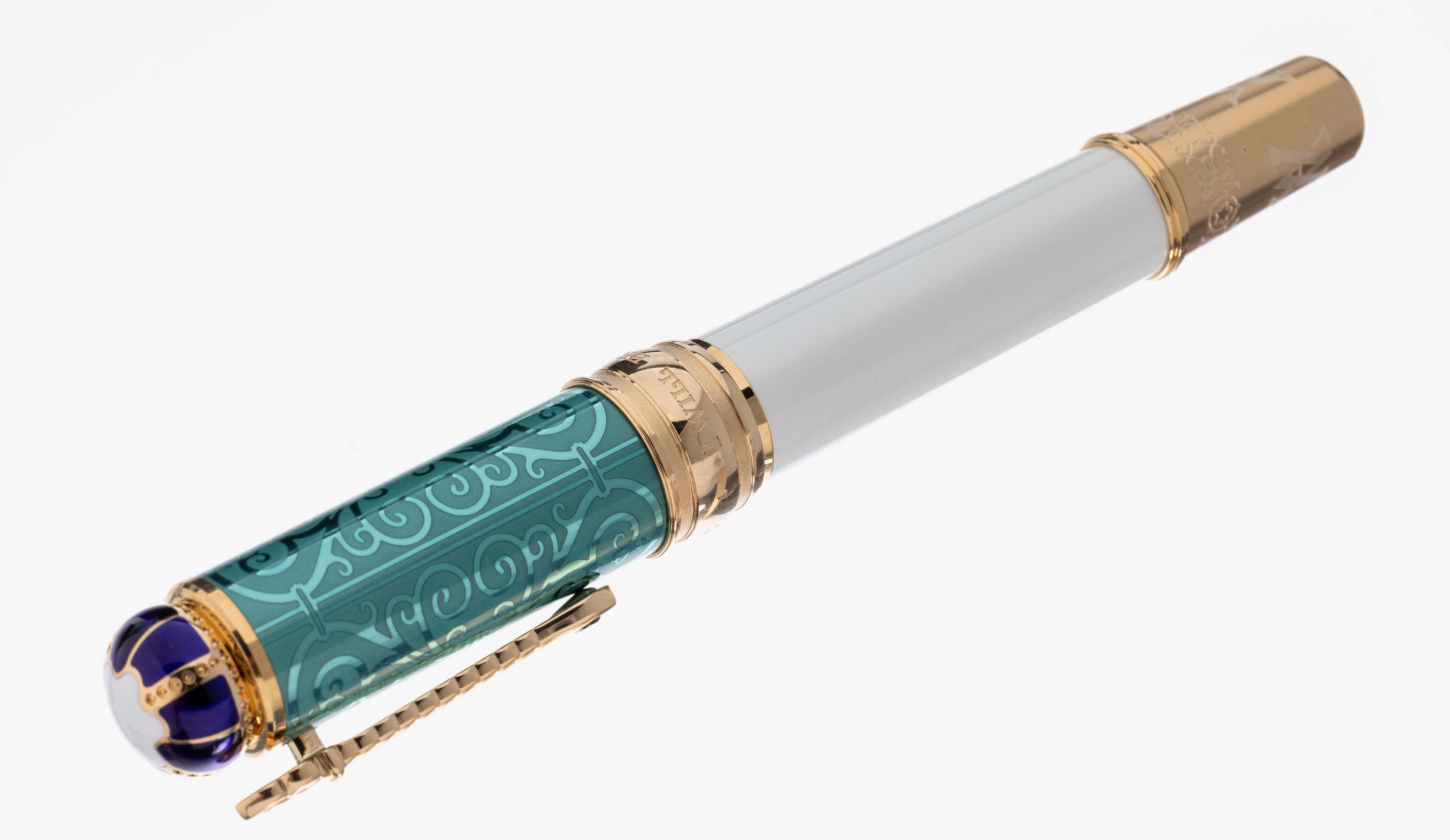 Detail a: MONTBLANC Füllfeder, Patron of Art 4810, limited Edition: Homage to Victoria, Limitiertauf weltweit 4810 Stück, hier 1825, erschienen im Jahr ...