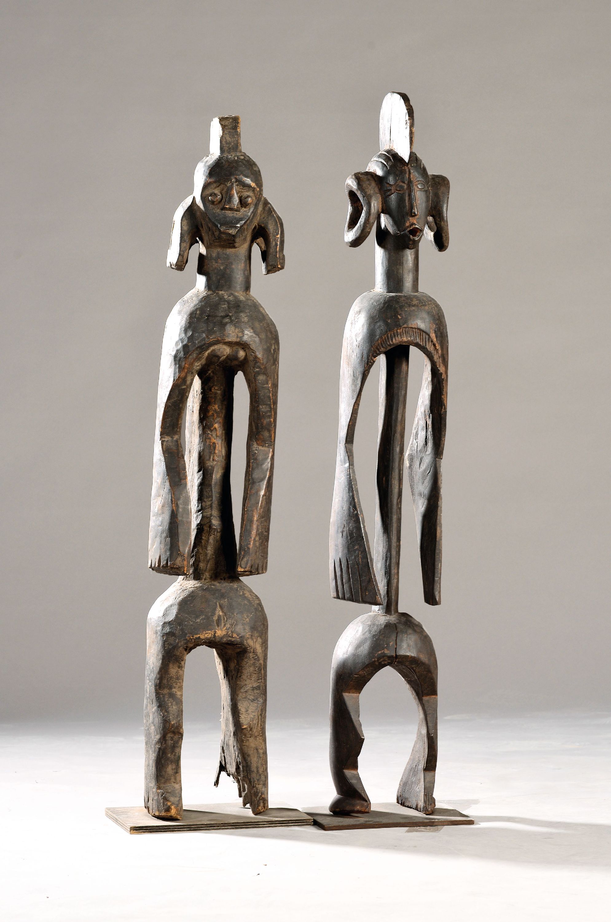 Image 27029957 - 2 Helmmasken bzw. Maskenbekrönungen, Mumuye, Kamerun, 20.Jh., Holz vollplastisch ...