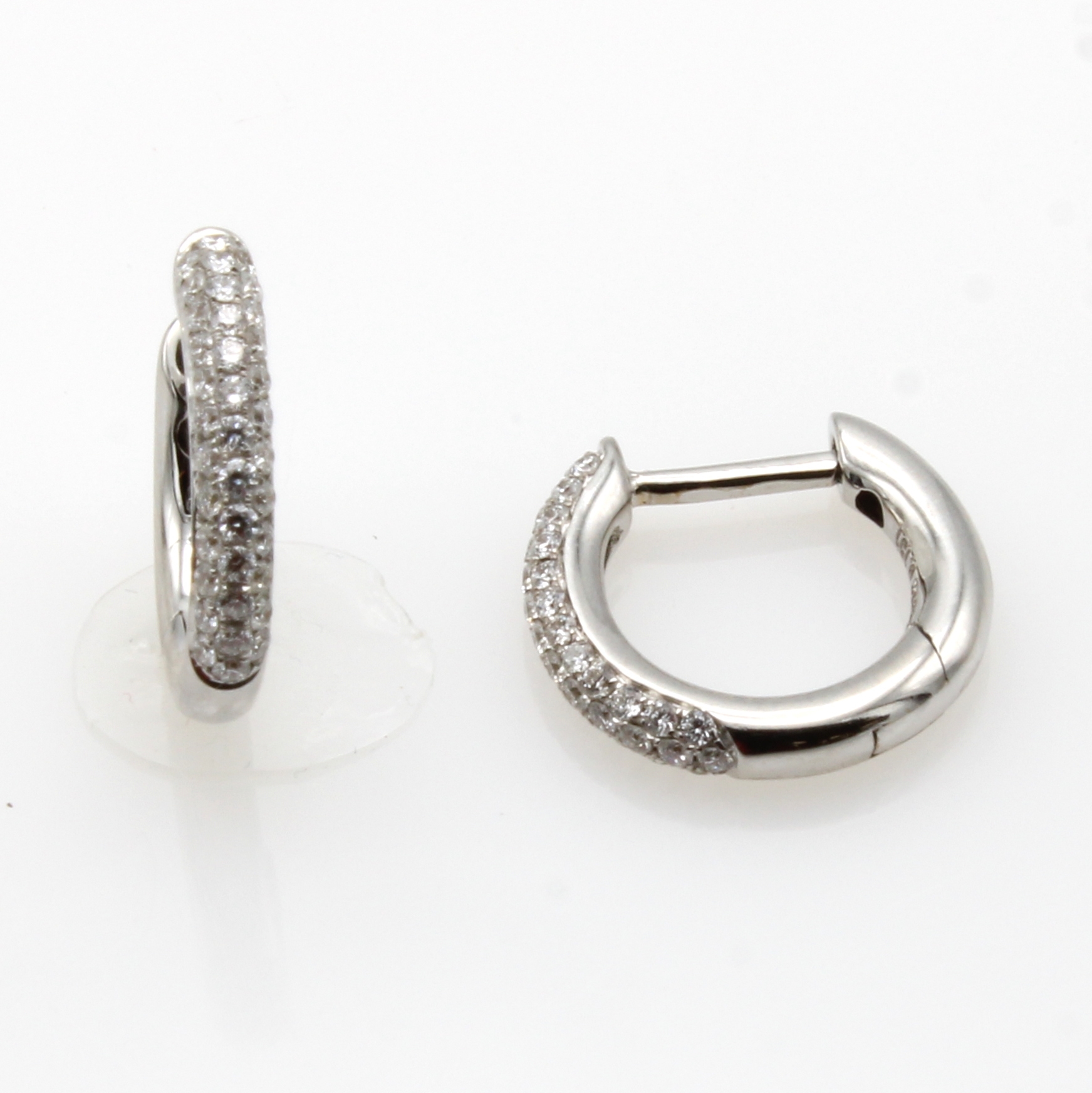 Image 27030236 - Paar Creolen mit Brillanten, WG 585/000 Brill. zus. ca. 0.30 ct Weiß/si, D. ca. 13 mm ...