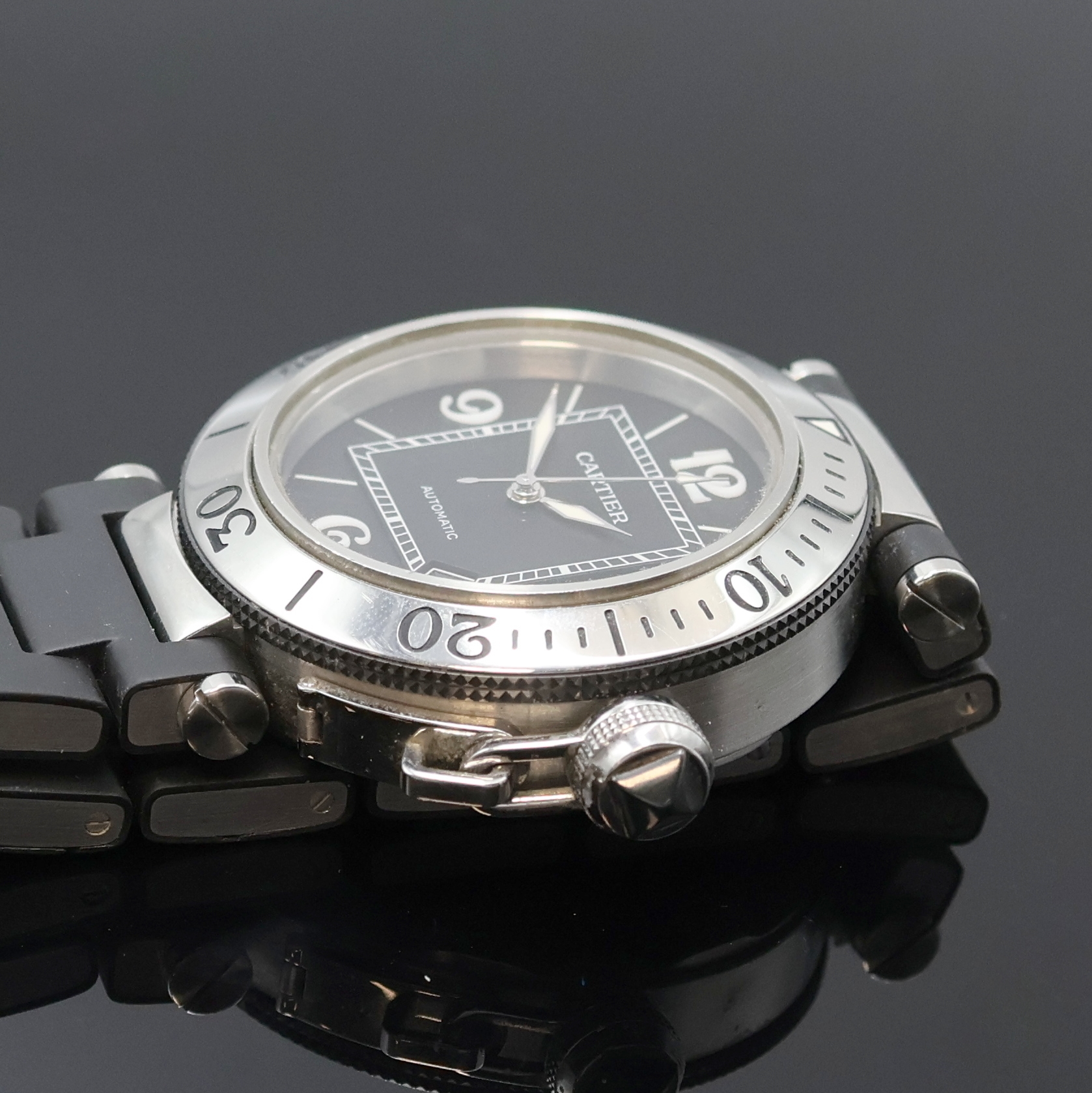 Detail d: CARTIER Herrenarmbanduhr Modell Pasha Seatimer Referenz 2790, Automatik, Schweiz um 2010, Edelstahl/Kautschuk kombiniert inkl. Gliederband m. dopp. ...