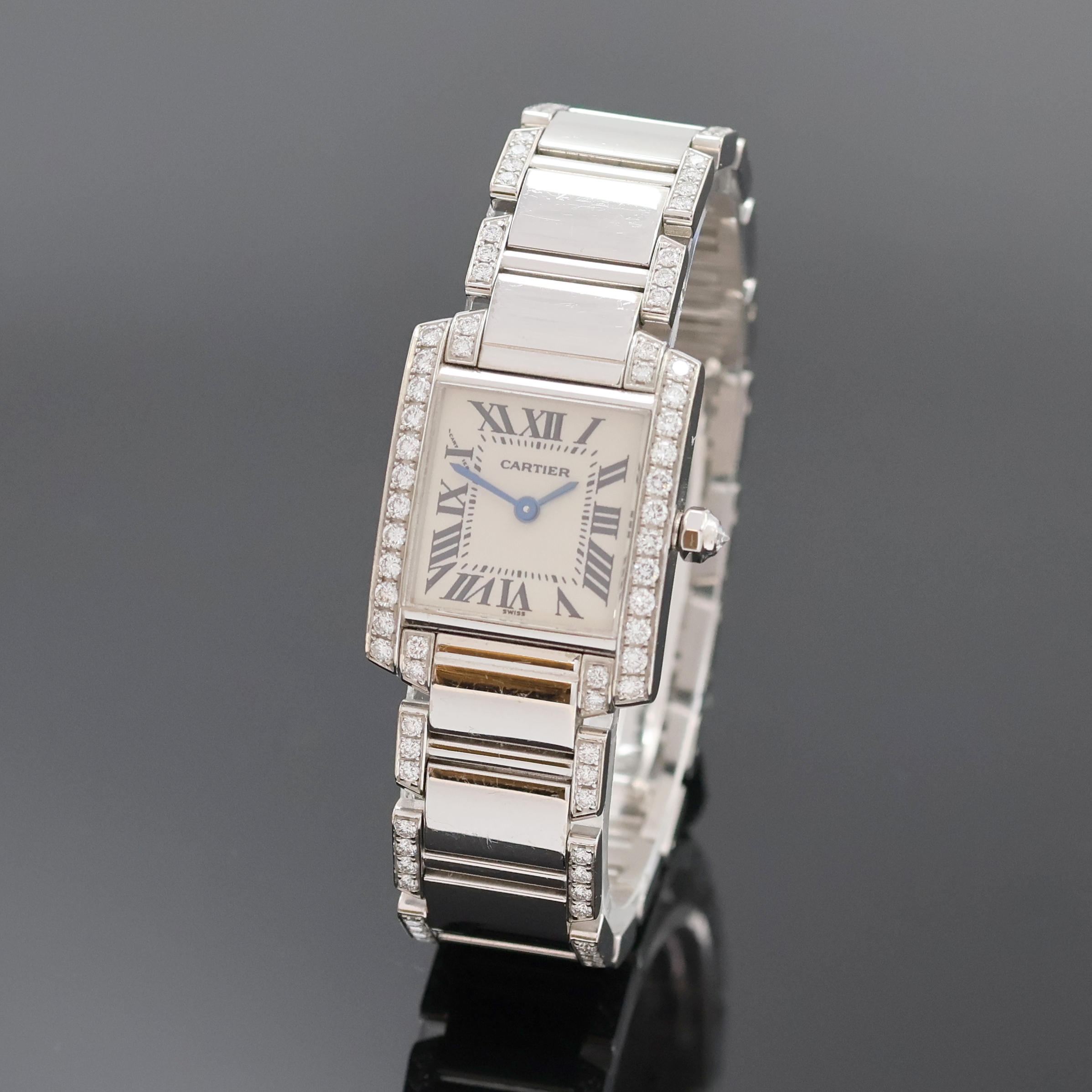 Image 27033117 - CARTIER Damenarmbanduhr Tank Francaise in WG 750/000 mit Brillantbesatz Referenz 2403, ...