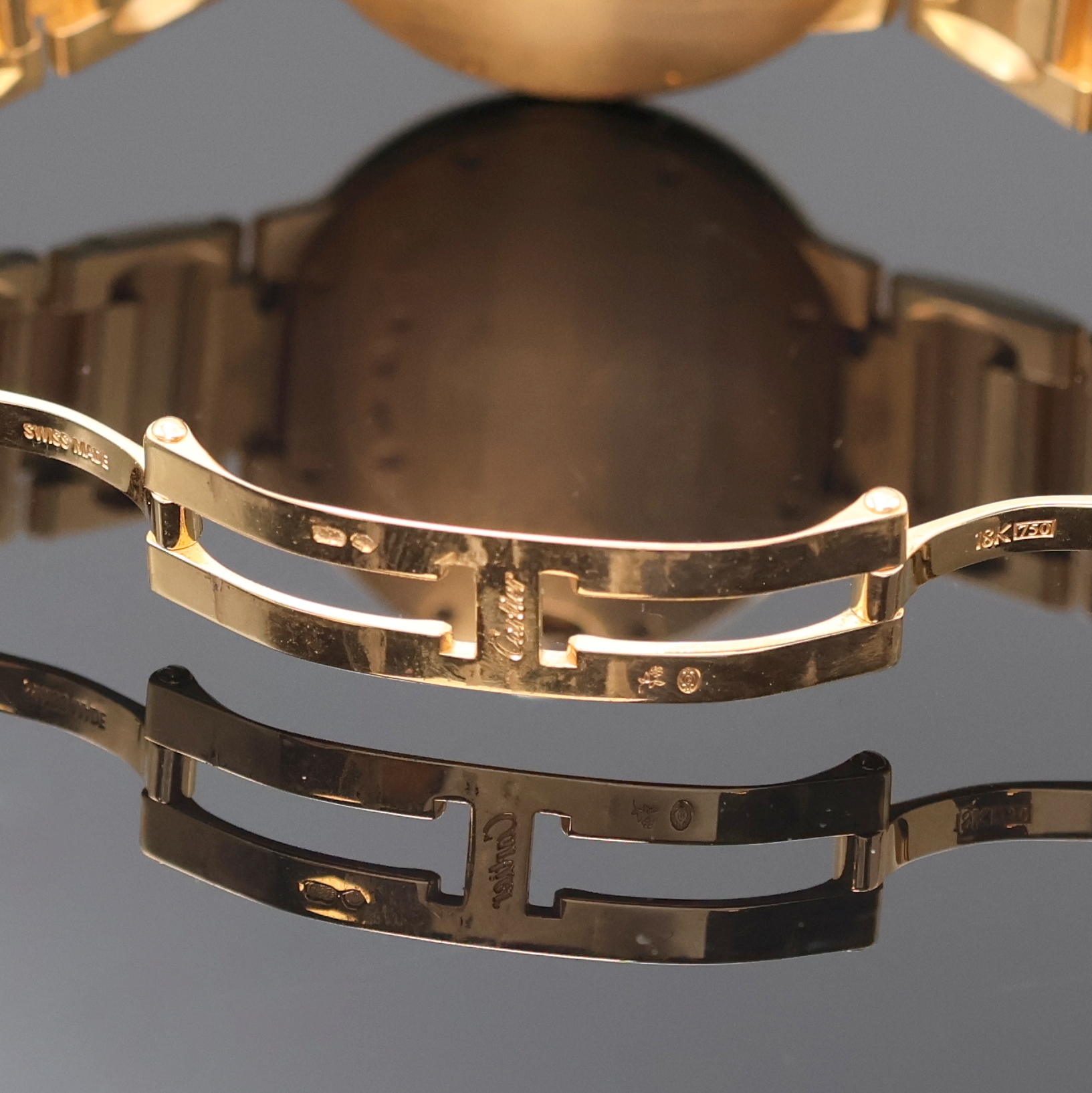 Detail c: CARTIER Mediumarmbanduhr Ballon Bleu in Rosegold 750/000 Referenz 3003, Automatik, Schweiz um 2015, 2-teil., massives Goldgeh. inkl. Gliederband m. ...