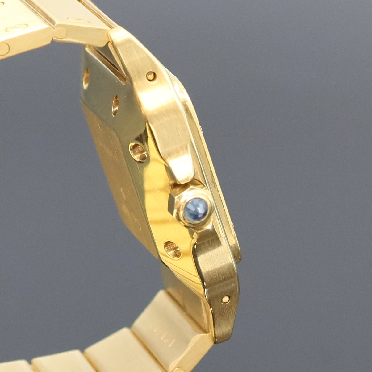 Detail d: CARTIER Santos, selten gut erhaltene Herrenarmbanduhr in GG 750/000 Referenz 2494, Schweiz um 1980, Automatik, Lünette gegen Geh. 8-fach verschr., ...