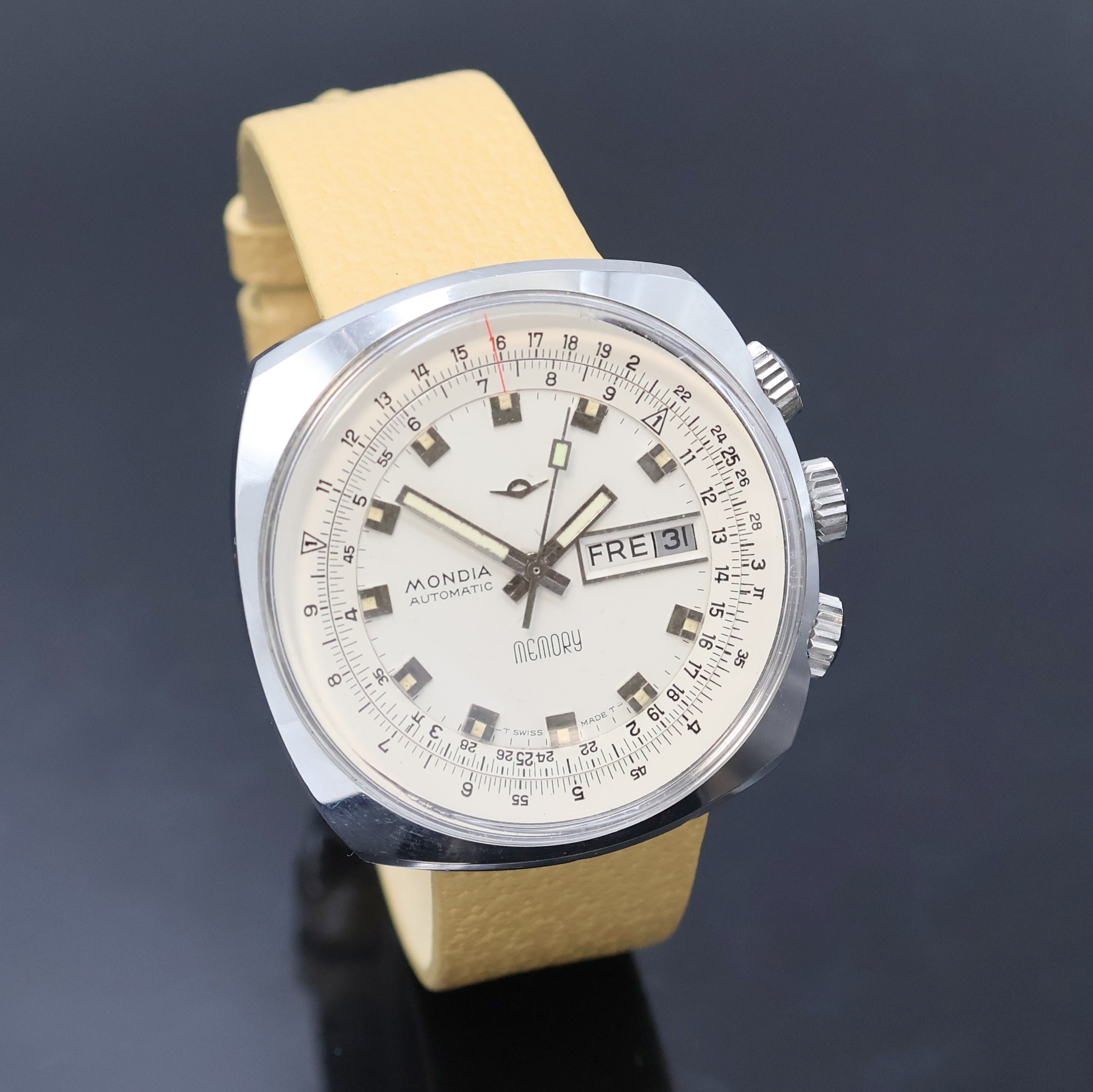 Detail b: MONDIA Memory sehr seltene Armbanduhr mit Rechenschieber und rückseitiger Weltzeit, Schweiz um 1970, Automatik, verschr. Stahlgeh., Kronen f. ...
